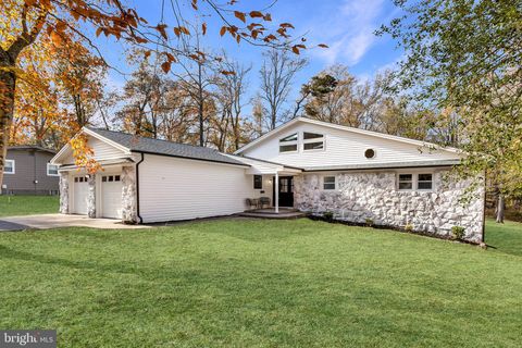 17 W DELAWARE TRAIL MEDFORD NJ 08055