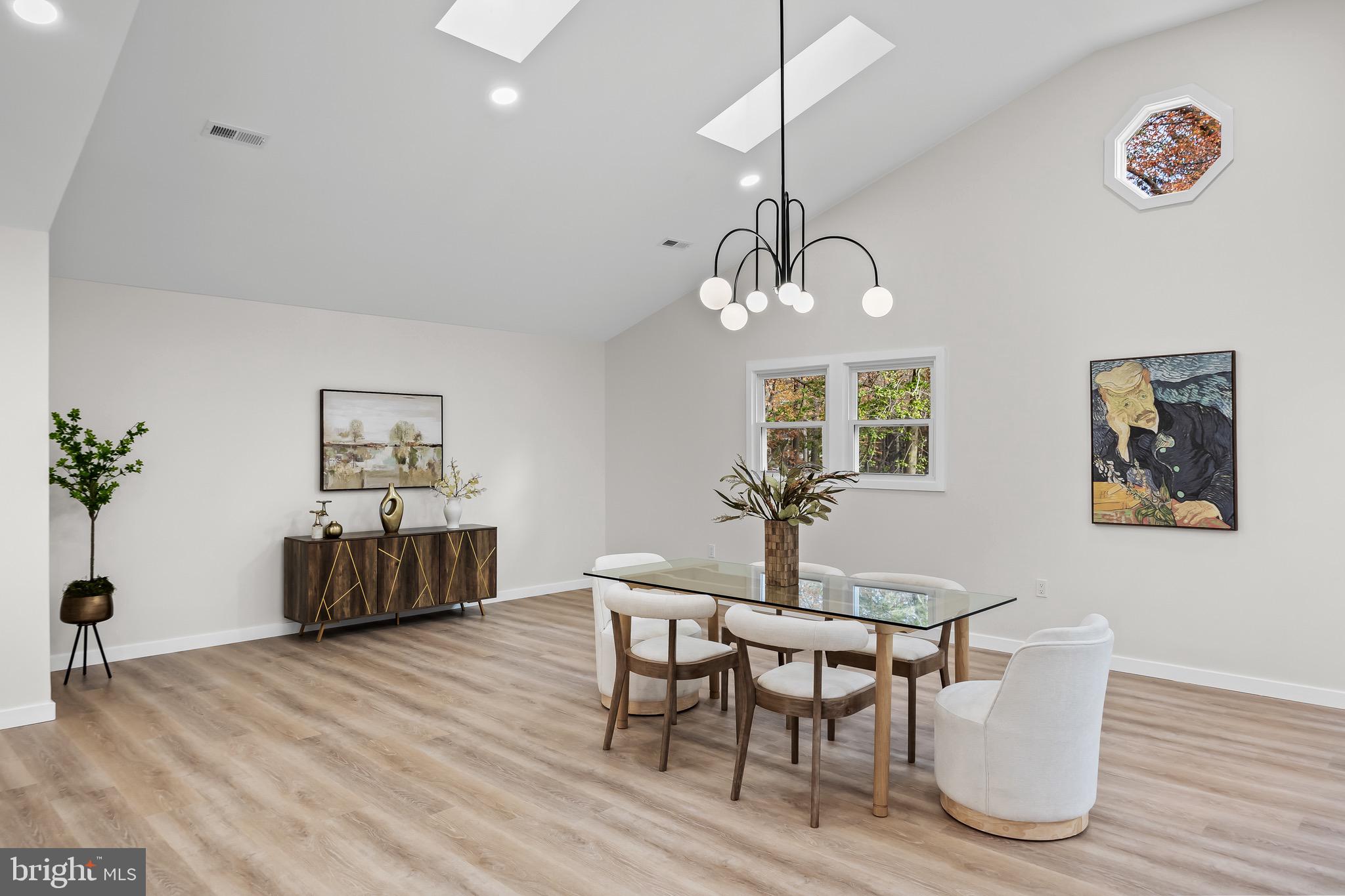 HOOT OWL ESTATES - Residential