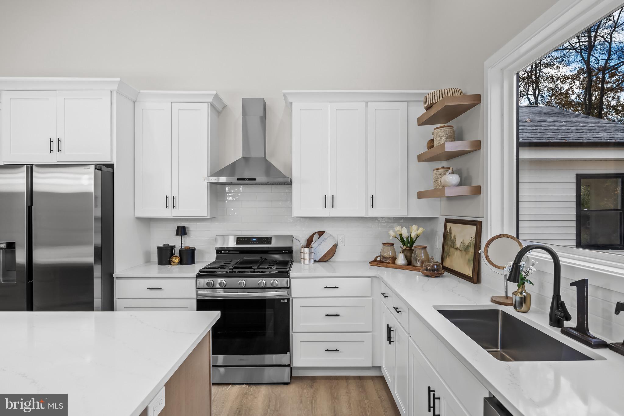 HOOT OWL ESTATES - Residential