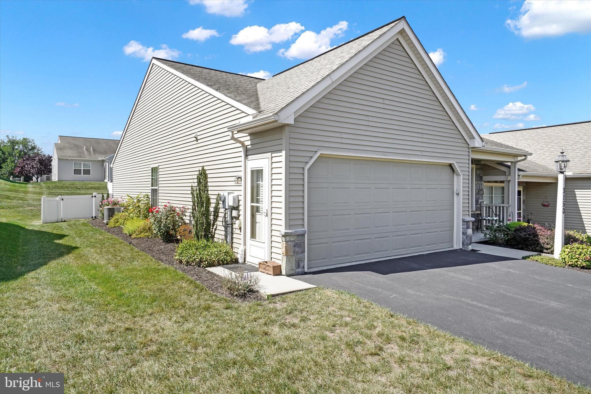 FAIRE WYND - Residential