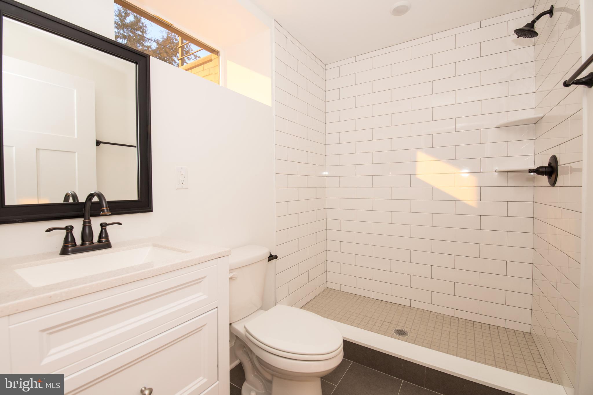 NORRIS SQUARE - Residential Lease
