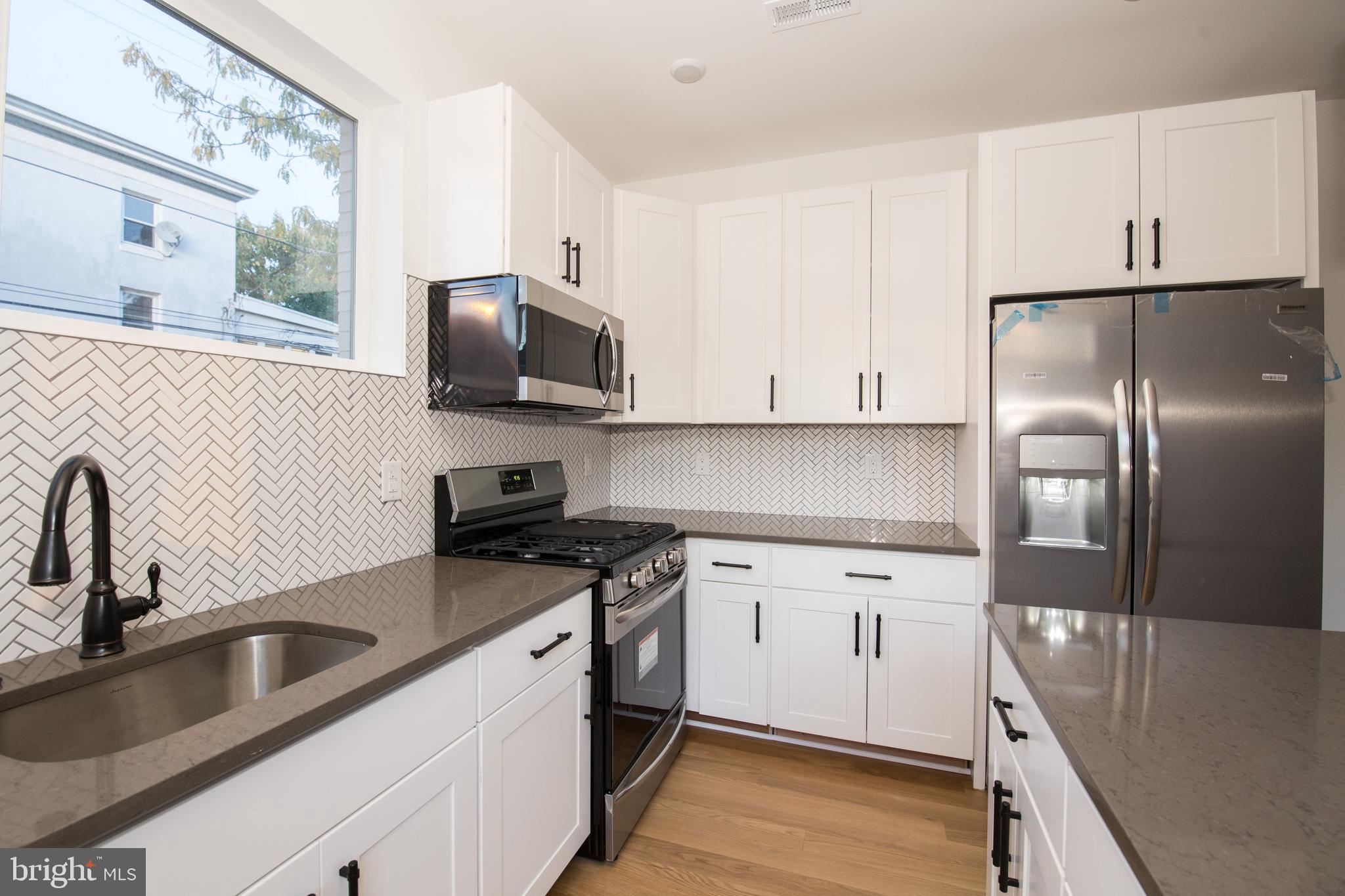 NORRIS SQUARE - Residential Lease