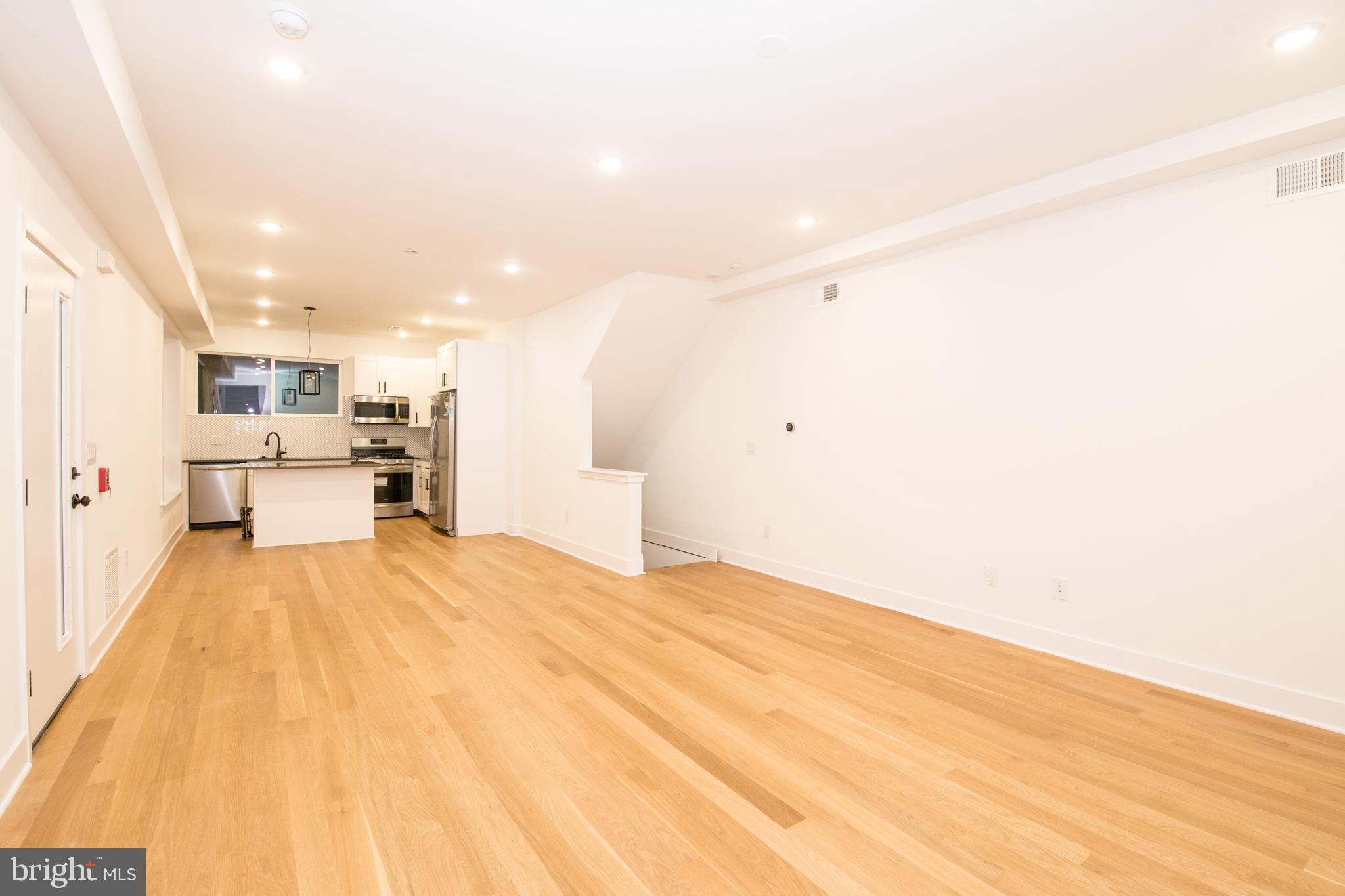 NORRIS SQUARE - Residential Lease