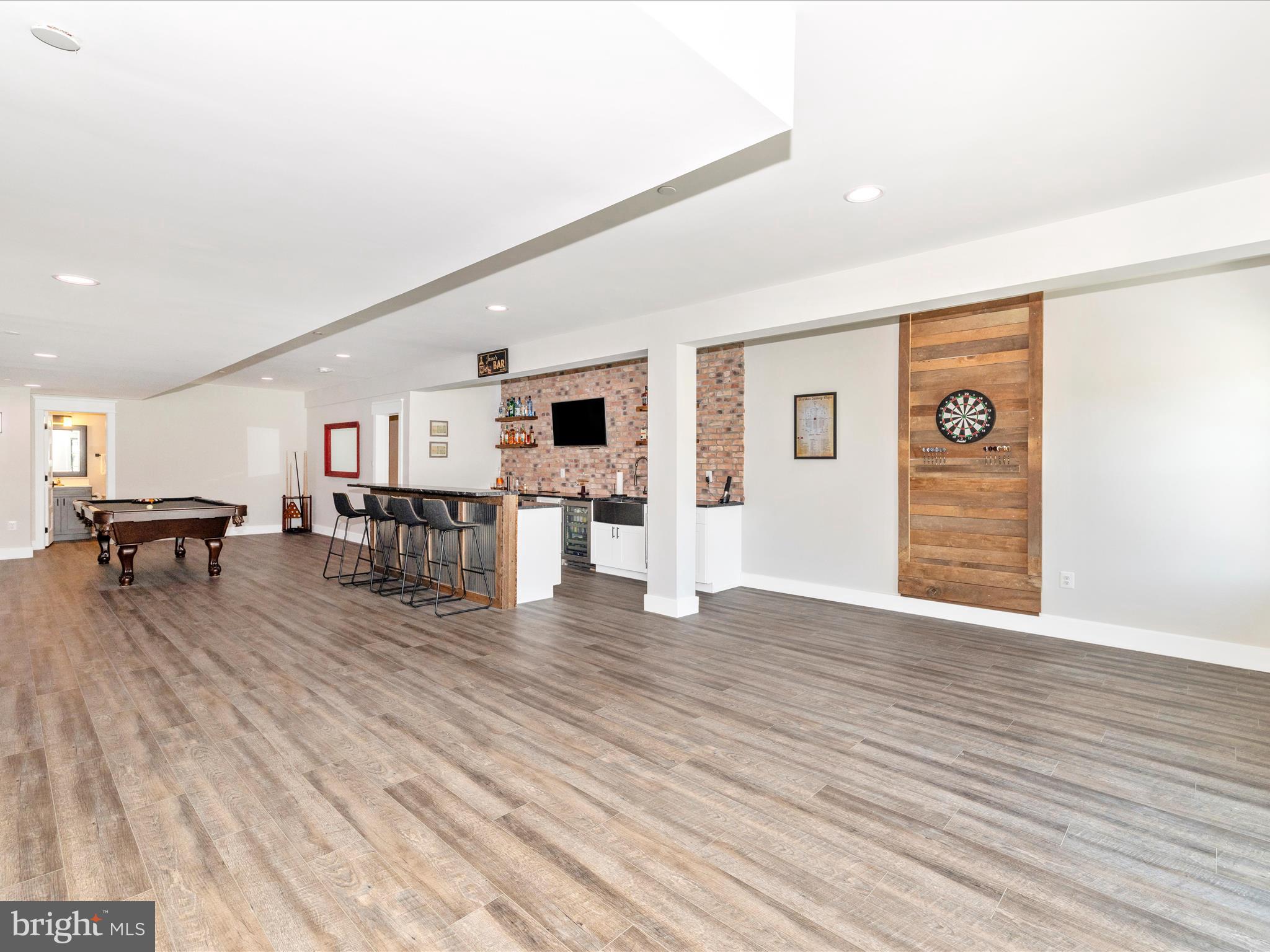 TREASURE MOUNTAIN - Residential