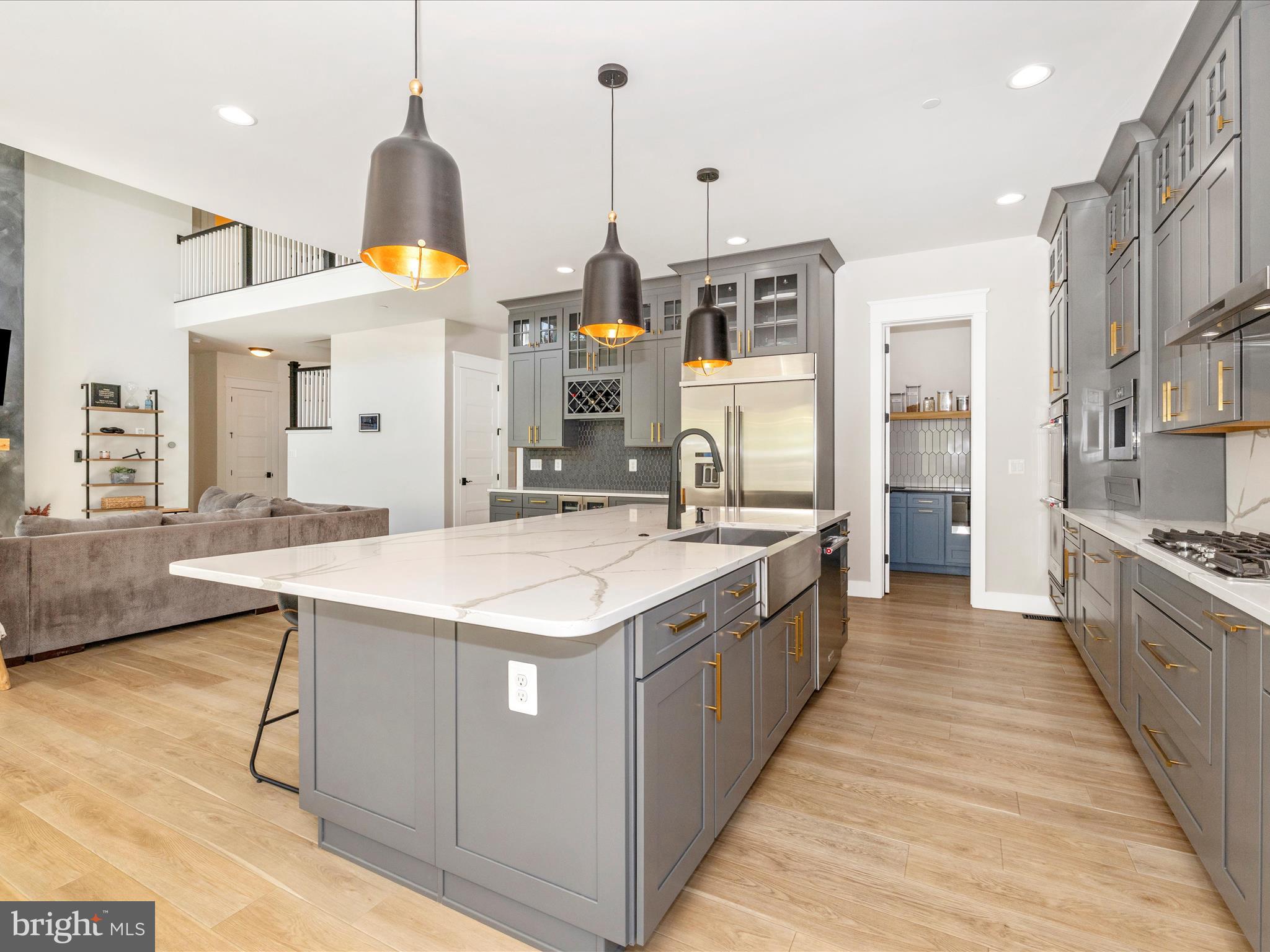 TREASURE MOUNTAIN - Residential