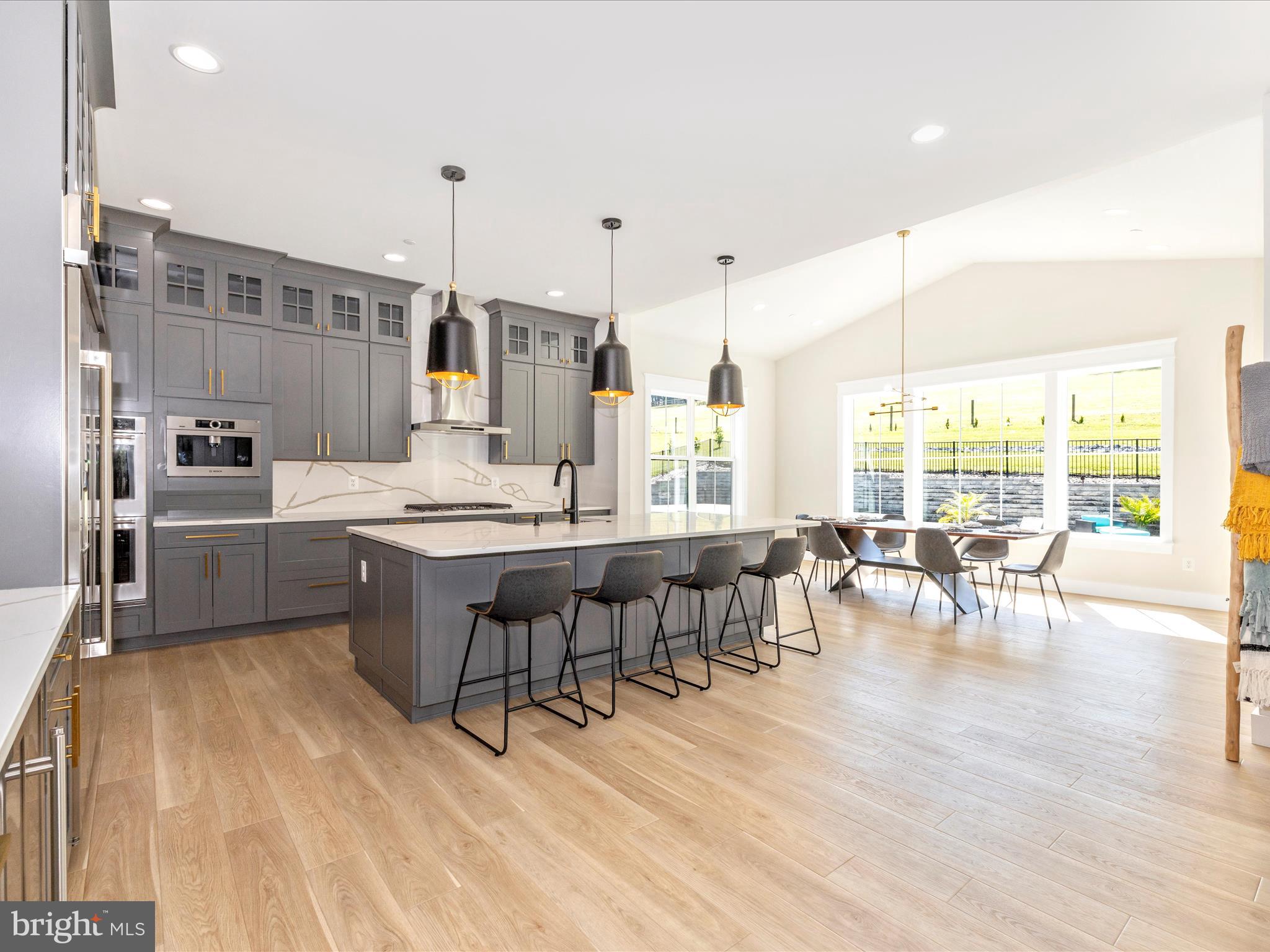 TREASURE MOUNTAIN - Residential