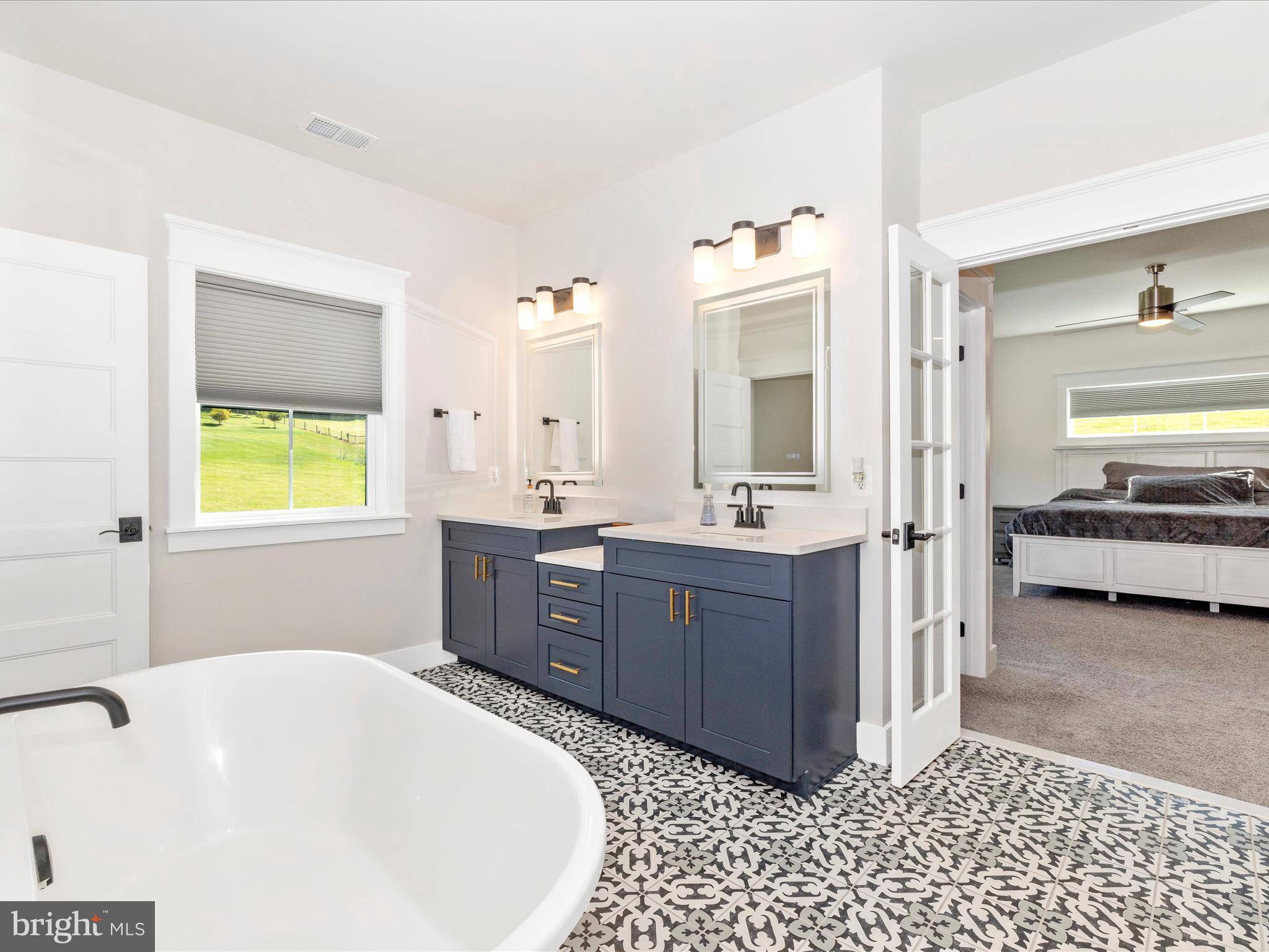 TREASURE MOUNTAIN - Residential