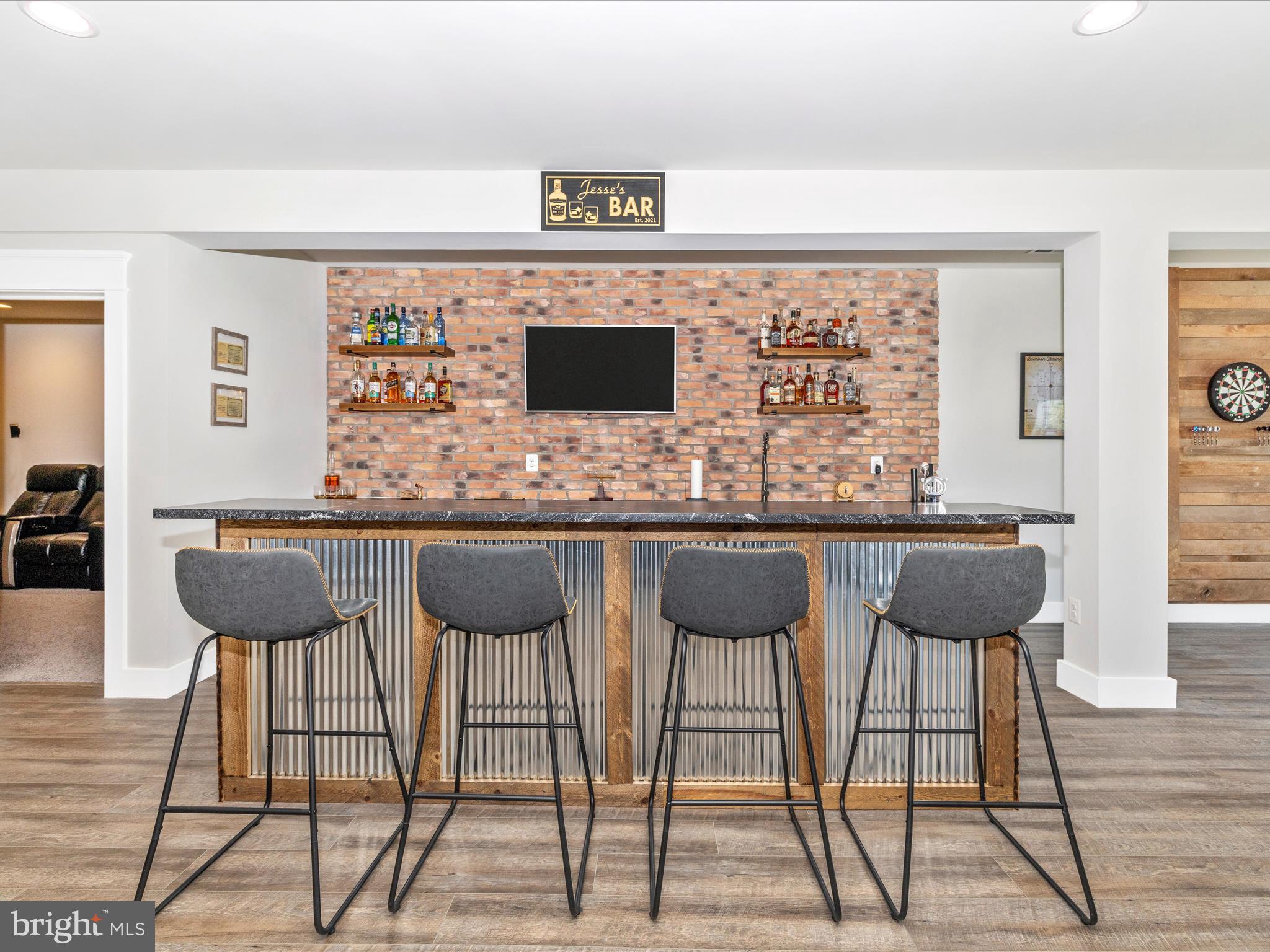 TREASURE MOUNTAIN - Residential