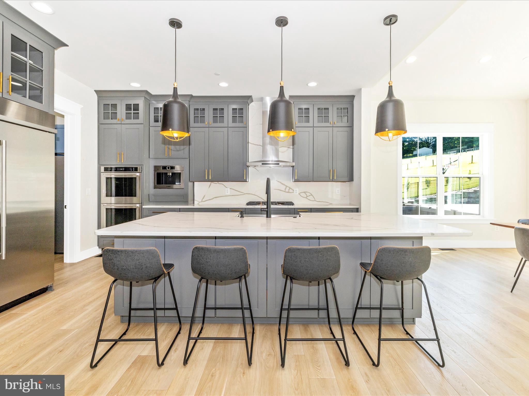 TREASURE MOUNTAIN - Residential