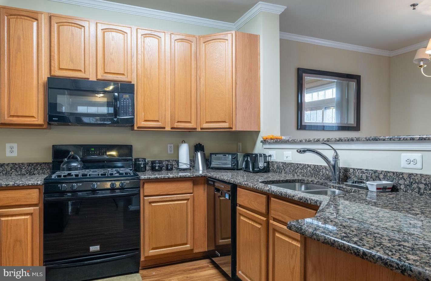 LORTON STATION NORTH CND - Residential