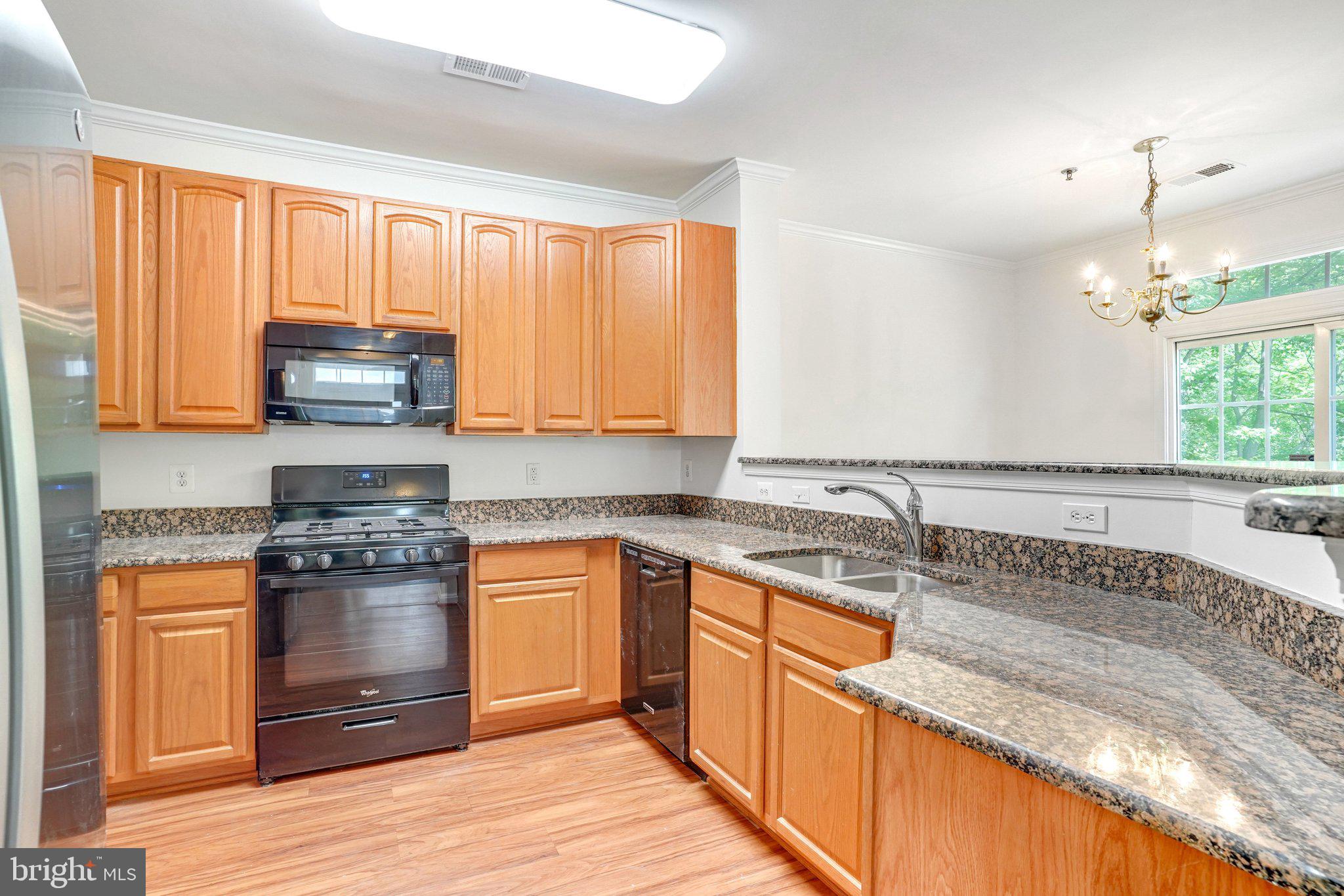 LORTON STATION NORTH CND - Residential