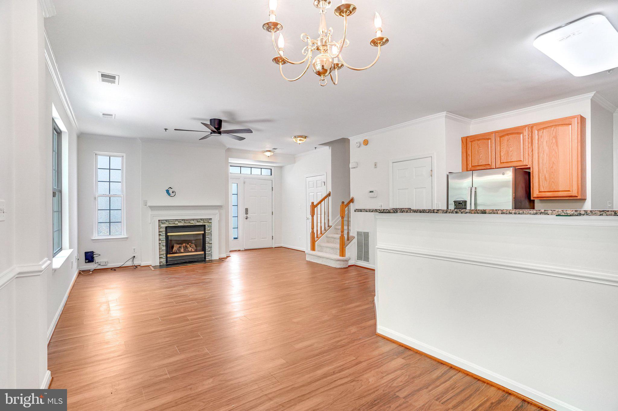 LORTON STATION NORTH CND - Residential