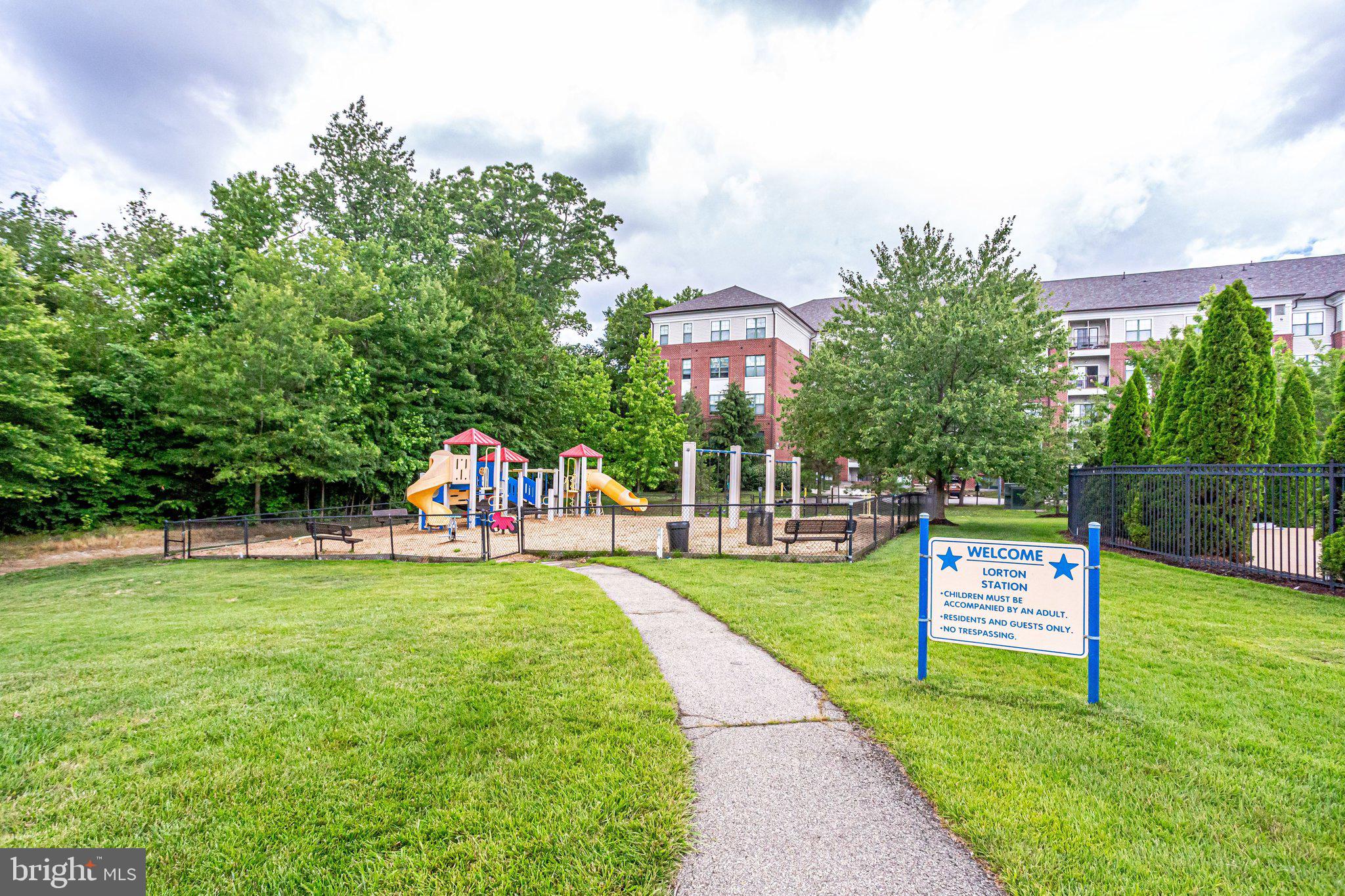 LORTON STATION NORTH CND - Residential