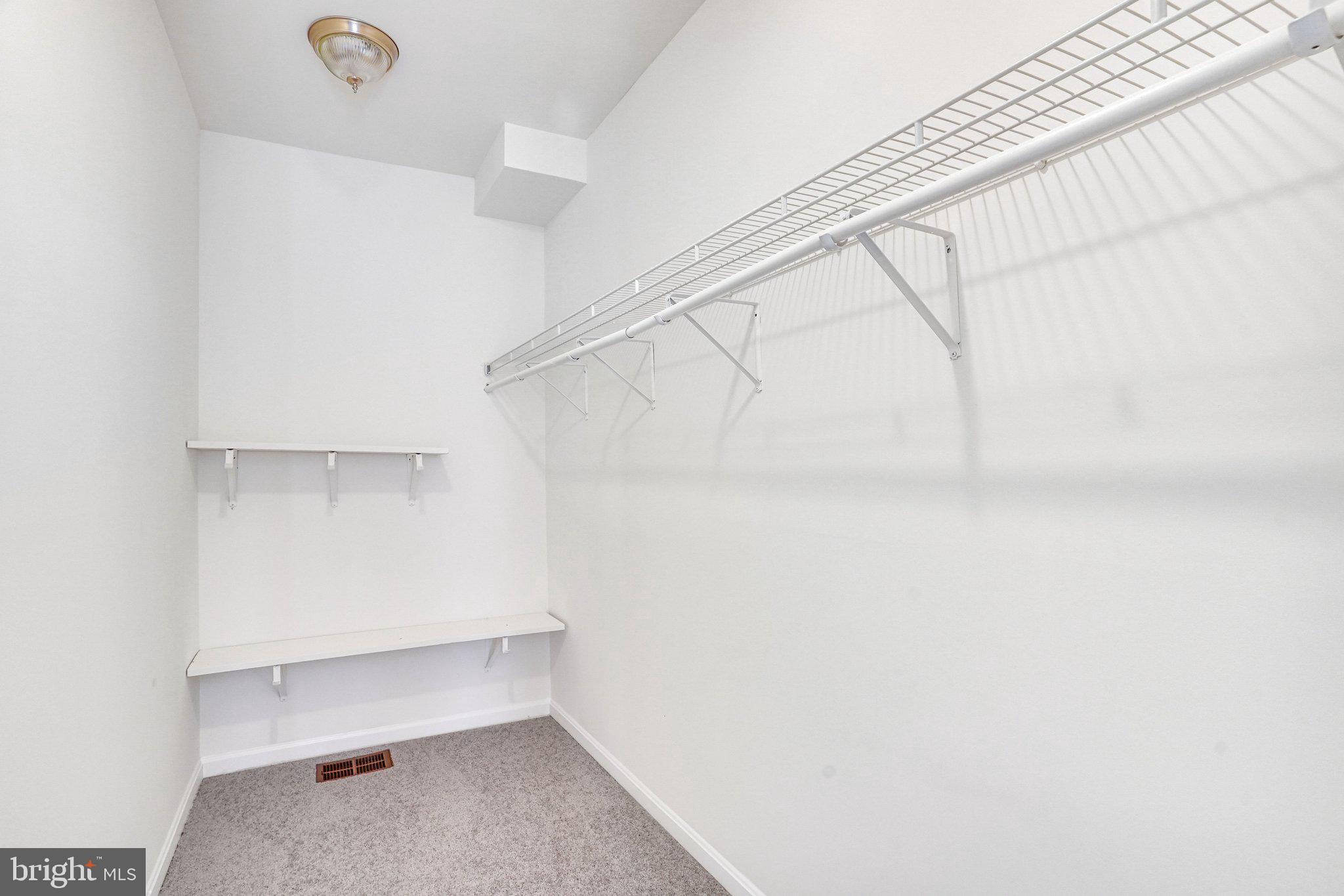 LORTON STATION NORTH CND - Residential