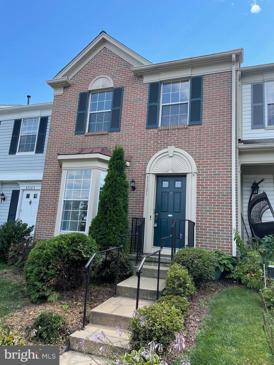 ASHBURN FARM - Residential