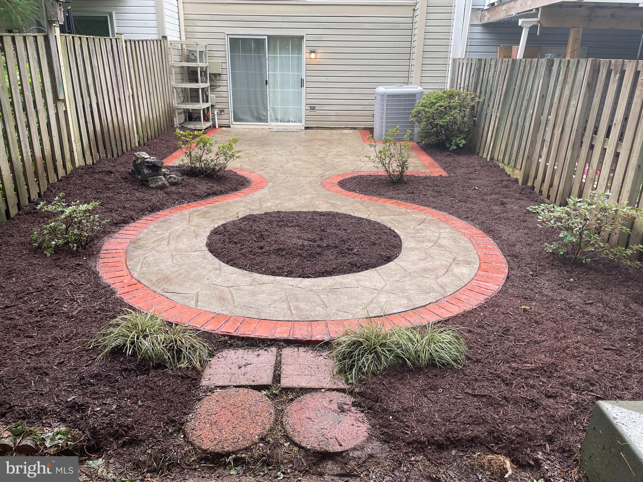 ASHBURN FARM - Residential