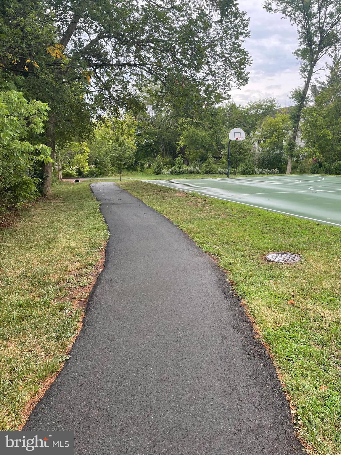 ASHBURN FARM - Residential