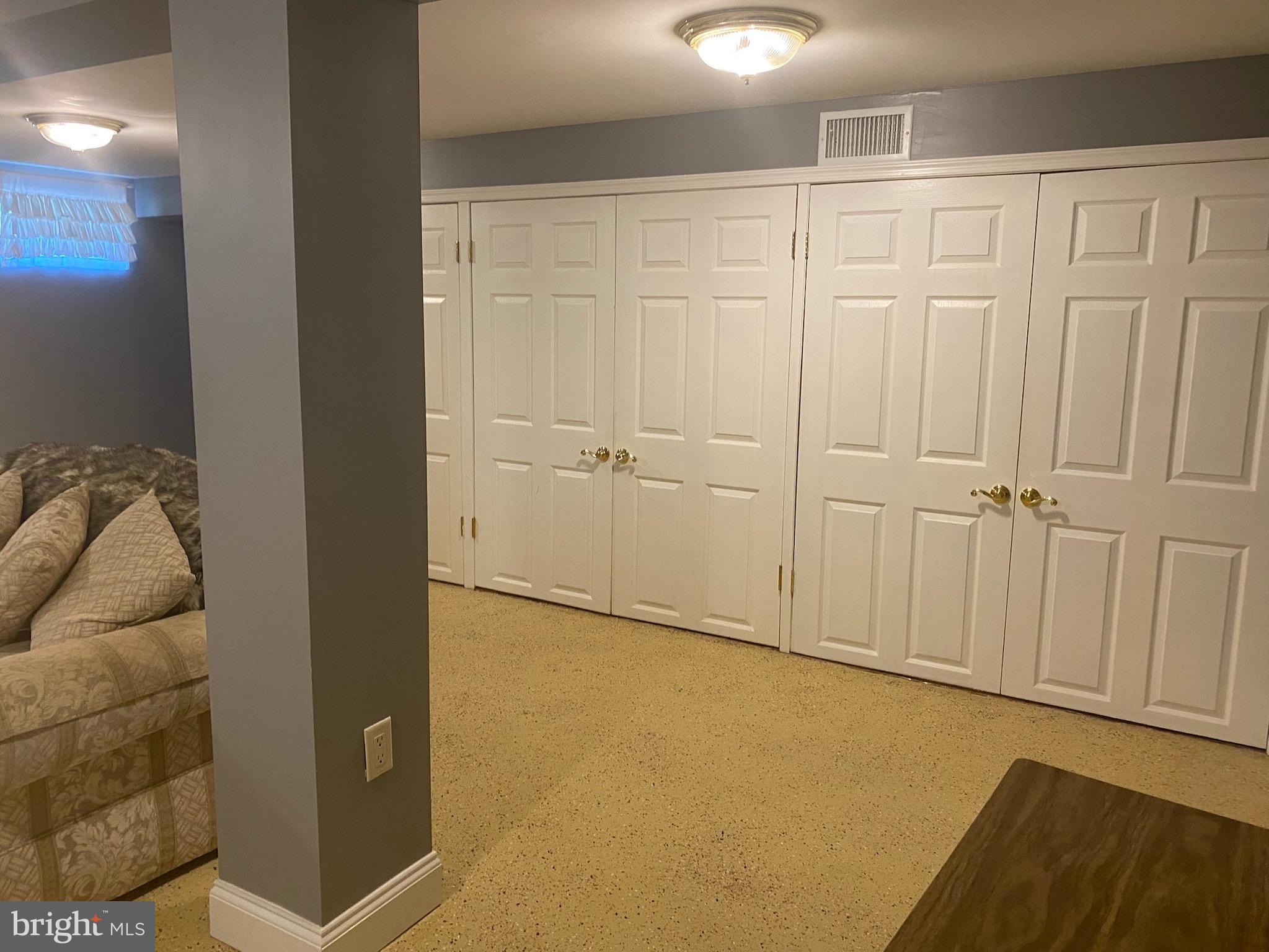 PARKSIDE - Residential