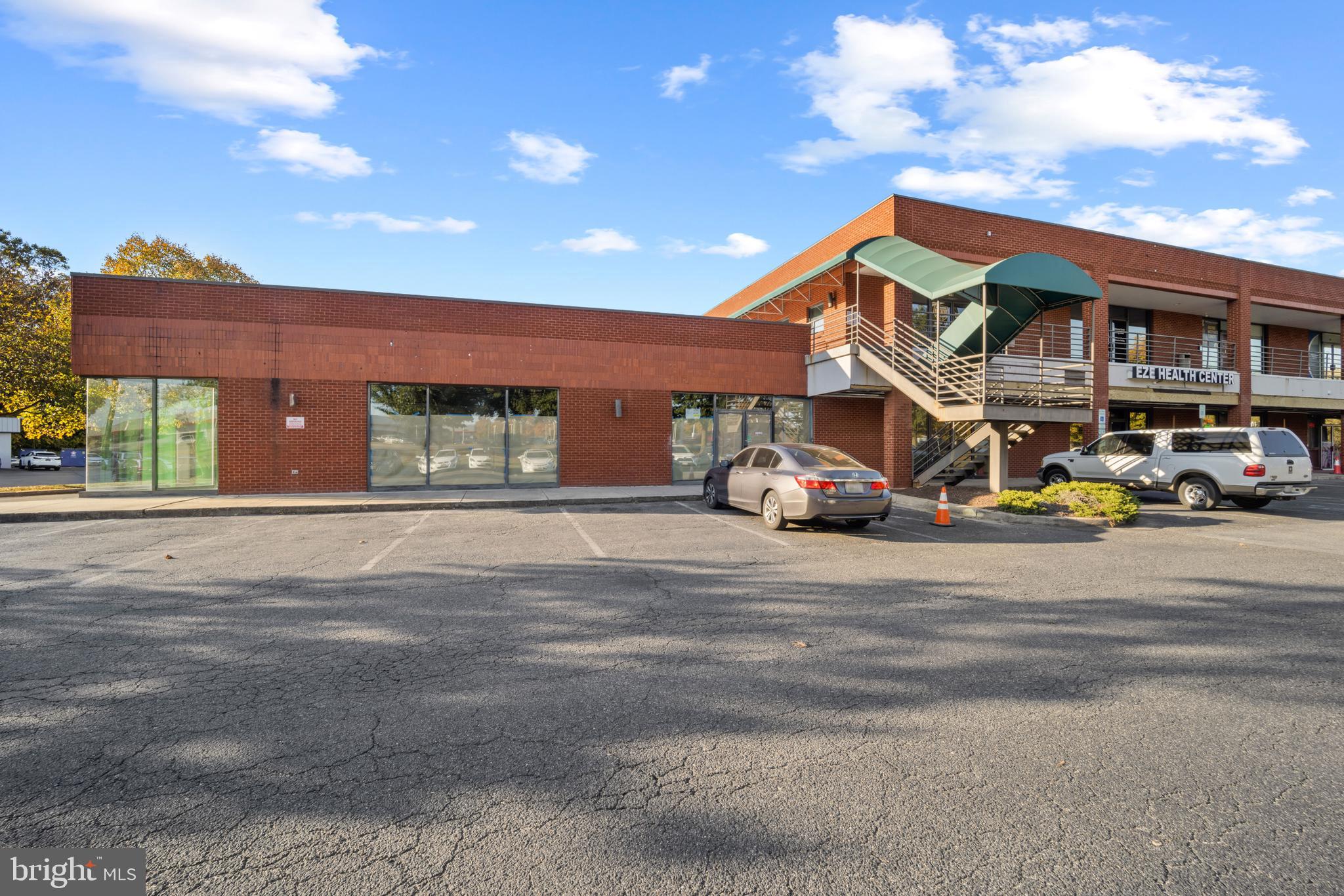 ACTON COMMERCE CENTER - Commercial Lease