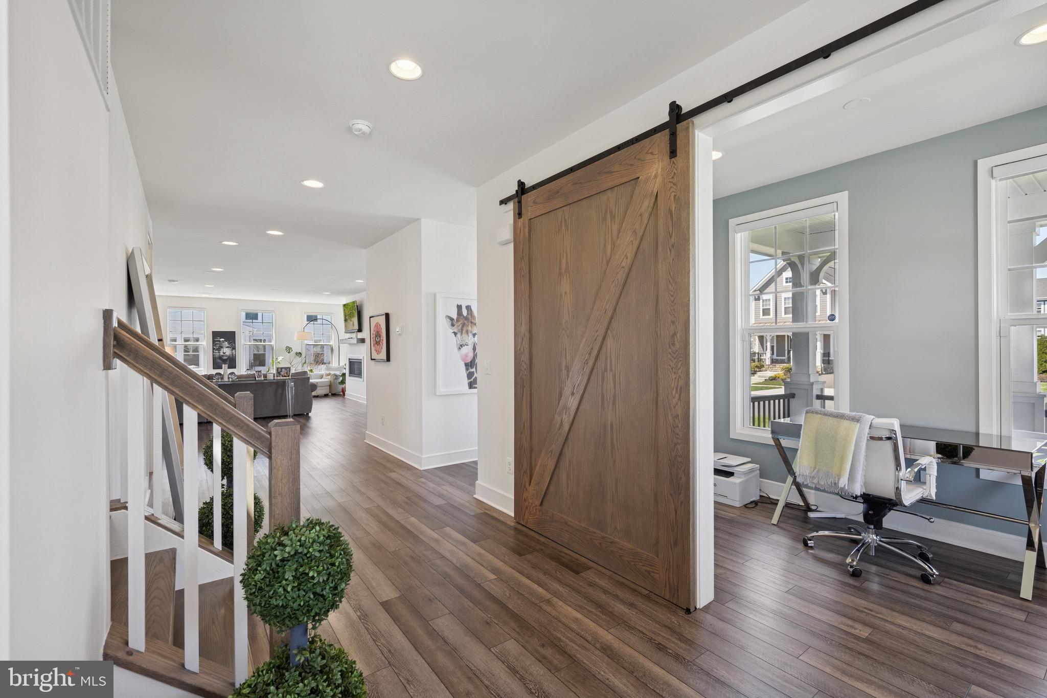 MEADOWBROOK - Residential