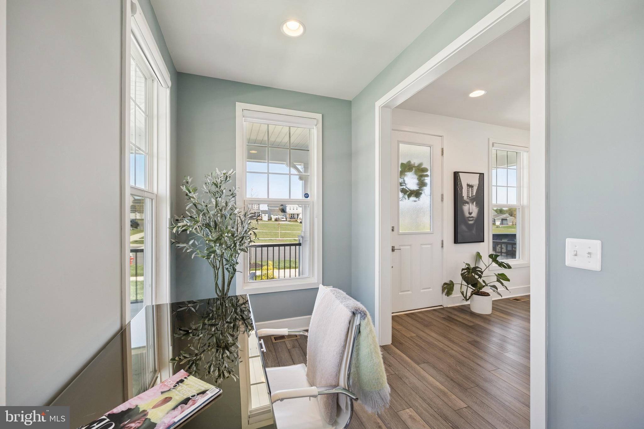 MEADOWBROOK - Residential