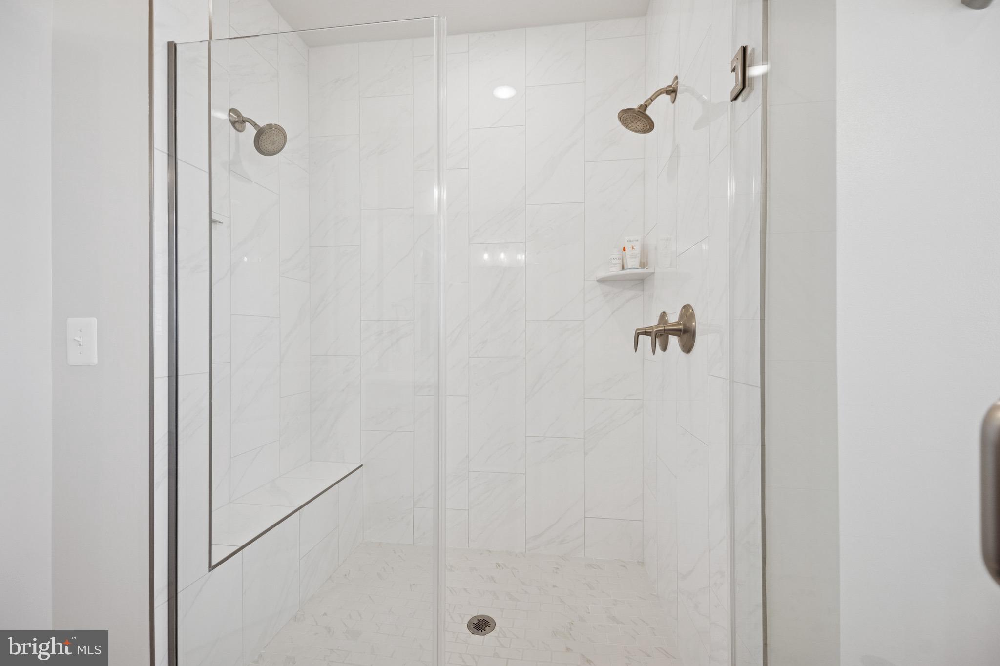 MEADOWBROOK - Residential