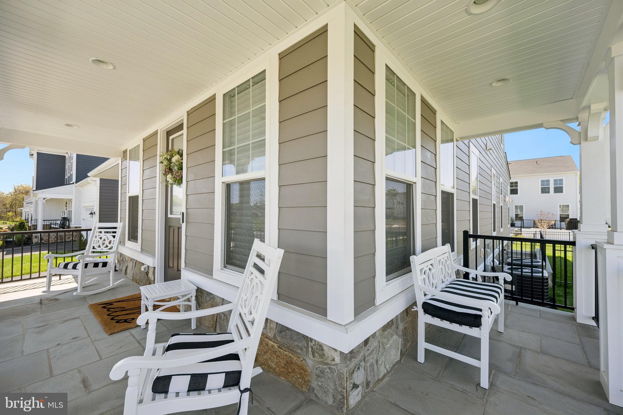 MEADOWBROOK - Residential