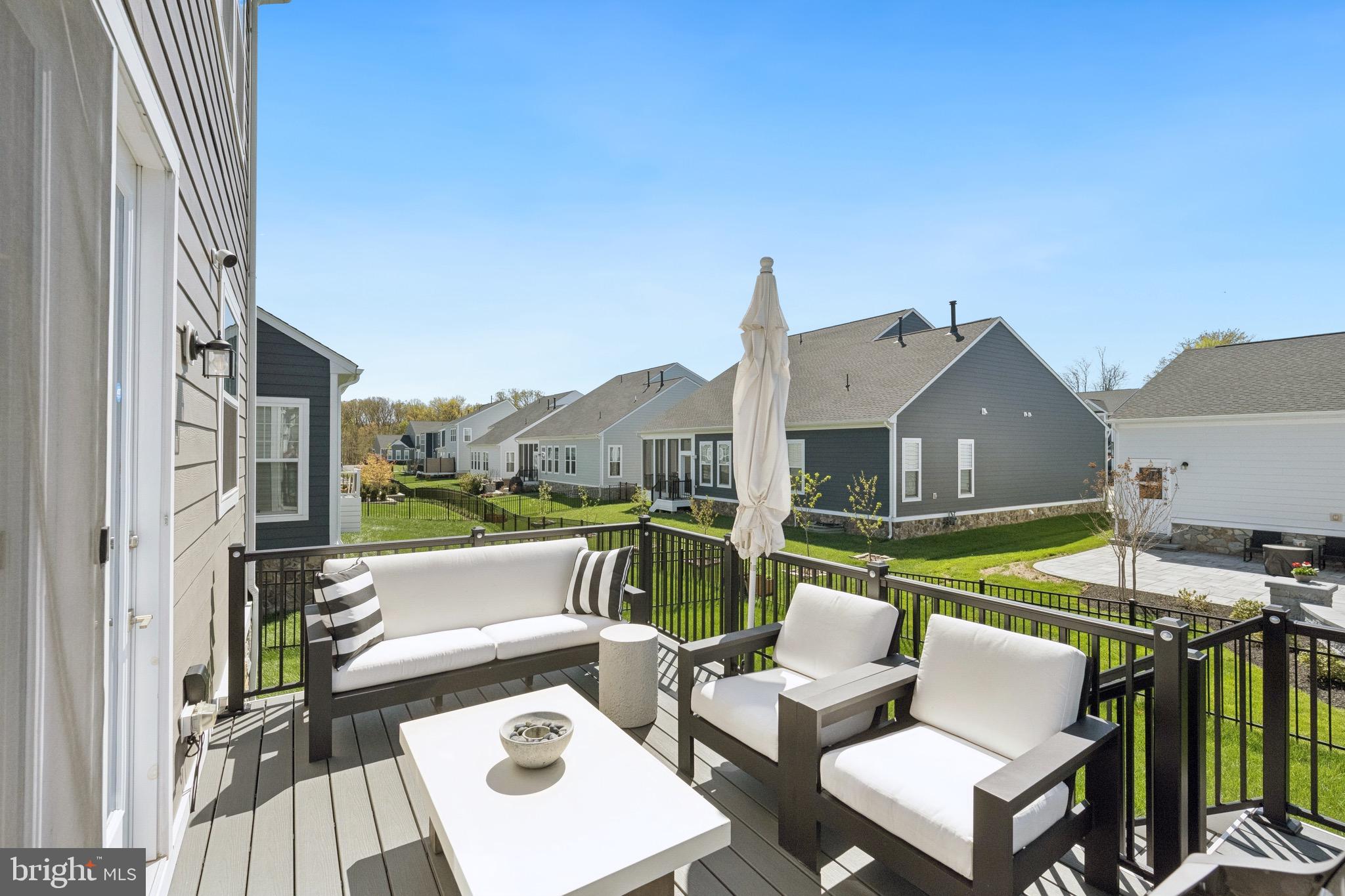 MEADOWBROOK - Residential