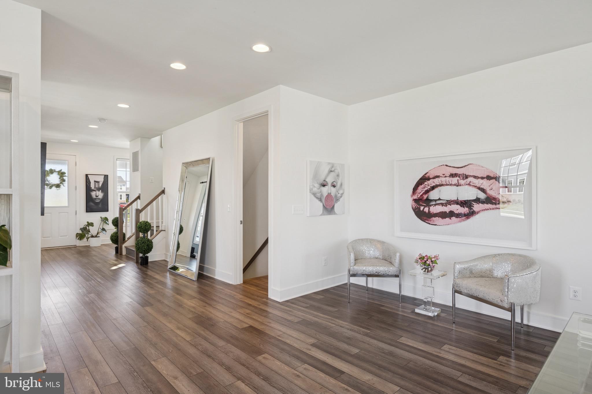 MEADOWBROOK - Residential