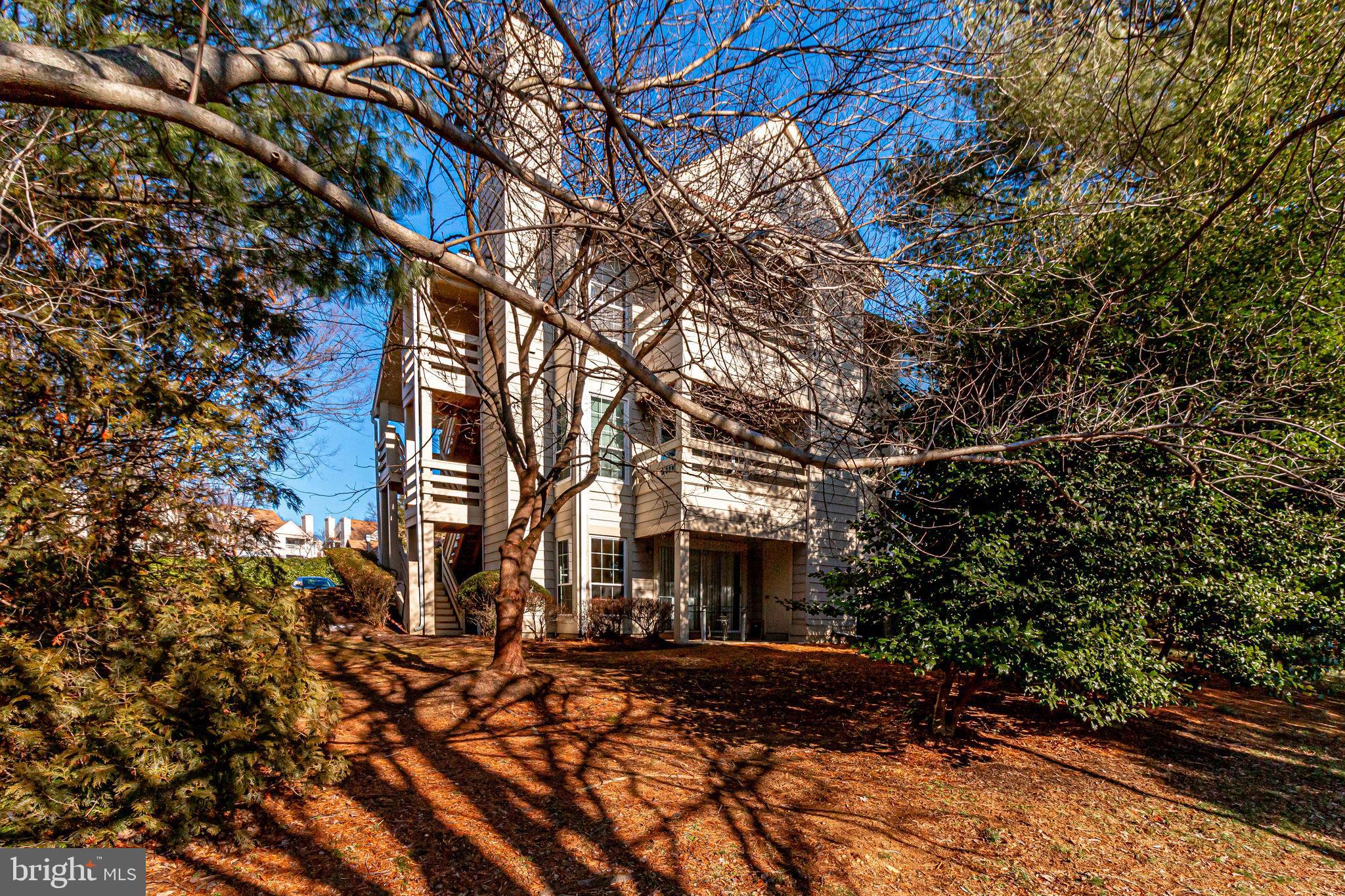 PINECREST - Residential