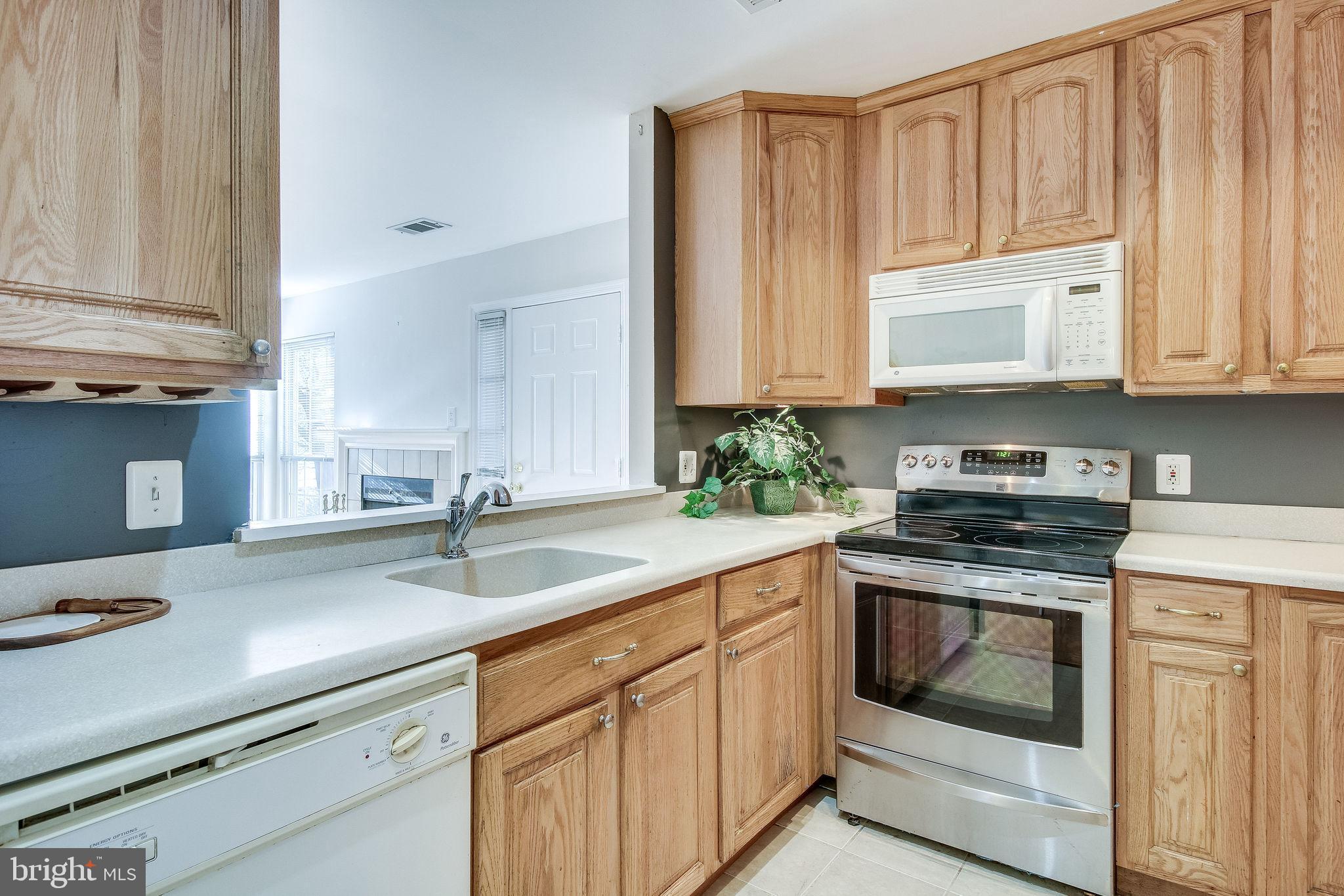 PINECREST - Residential