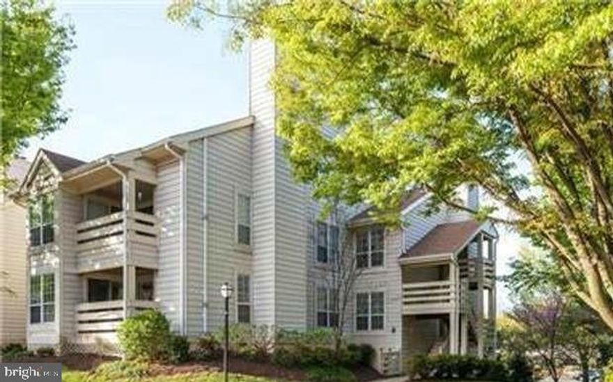 First floor unit available in sought after Alexandria golf course Pinecrest community. Freshly painted throughout and new carpet in bedrooms. The convenience of the unit s location is only matched by the immaculate upkeep by current owners. Enter bright living with wood burning fireplace. Walk out from living room to semiprivate patio backing to trees. Floor plan flows to dining room, kitchen with peekaboo window and hallway. Updated kitchen with Corian counters, ceramic floors, recessed lighting, 42 inch oak cabinets and 2019 stove and refrigerator. Master bedroom suite features updated full bath with custom ceramic tile in shower and walk in closet. Stacked, front loading washer and dryer in unit. HVAC replaced in 2013. 1 reserved parking space with abundant additional parking for your guests. Metro bus stop at community entrance. 4 nearby parks within 1 mile for your exploration. Restaurants, shopping, errands and groceries all within 1 mile.