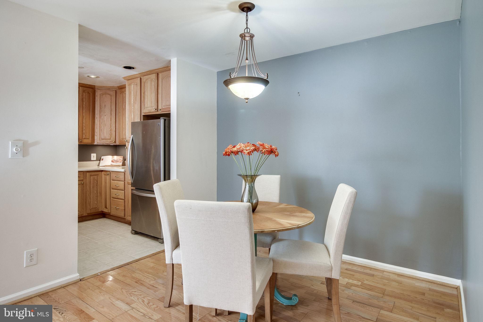 PINECREST - Residential