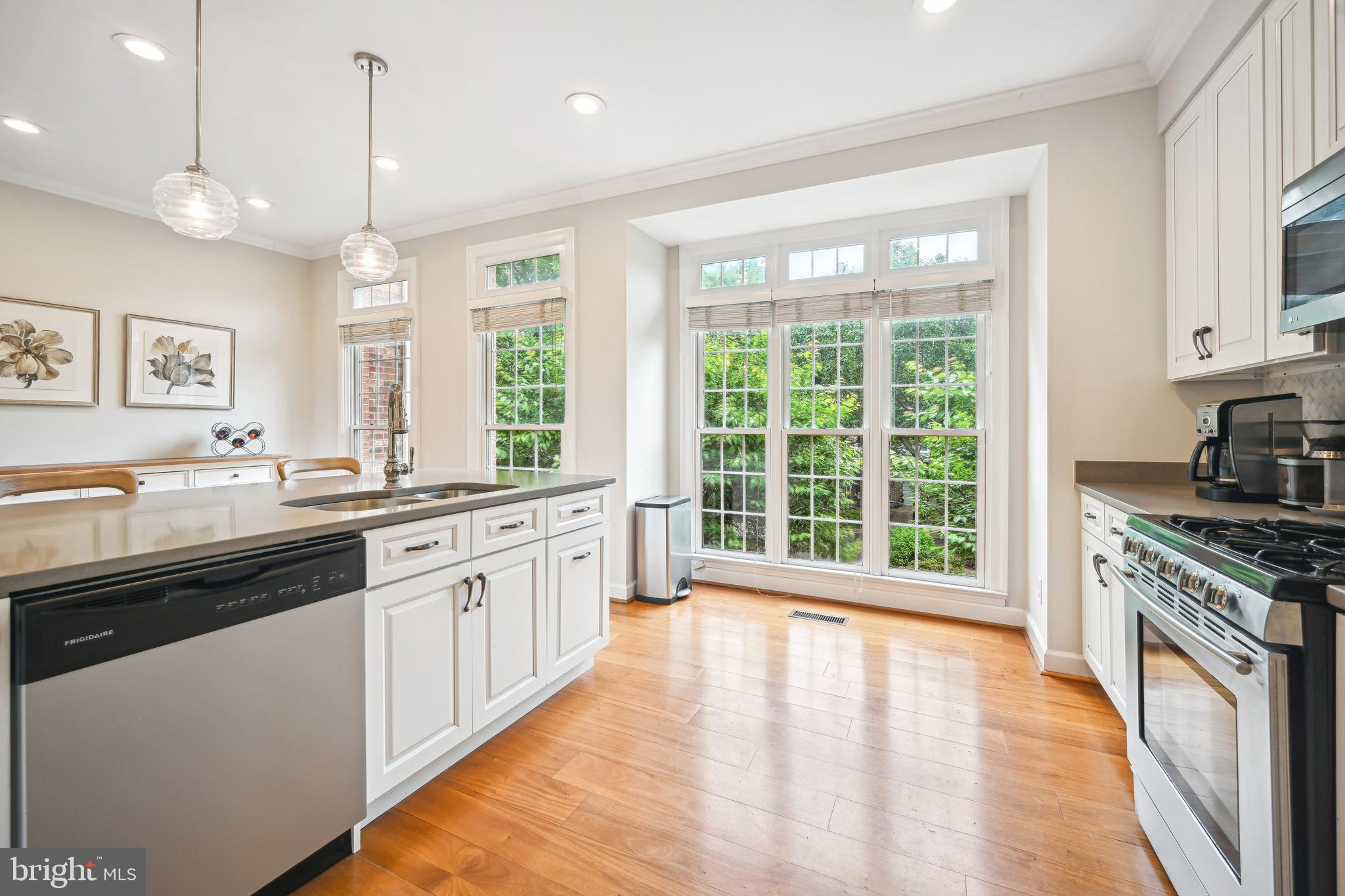 STONEGATE - Residential