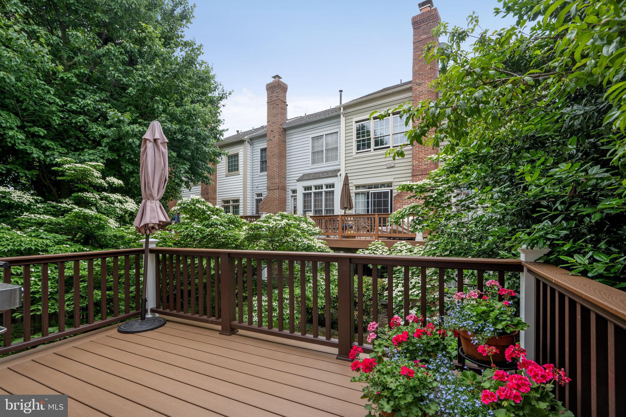 STONEGATE - Residential