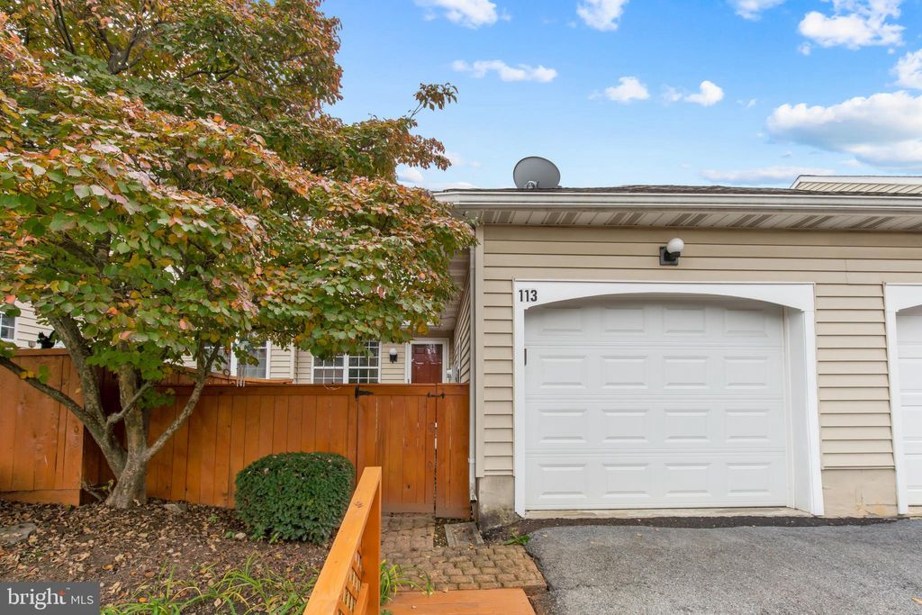 Photo of 113 TREETOPS DR, LANCASTER, PA 17601 (MLS # PALA2027294)