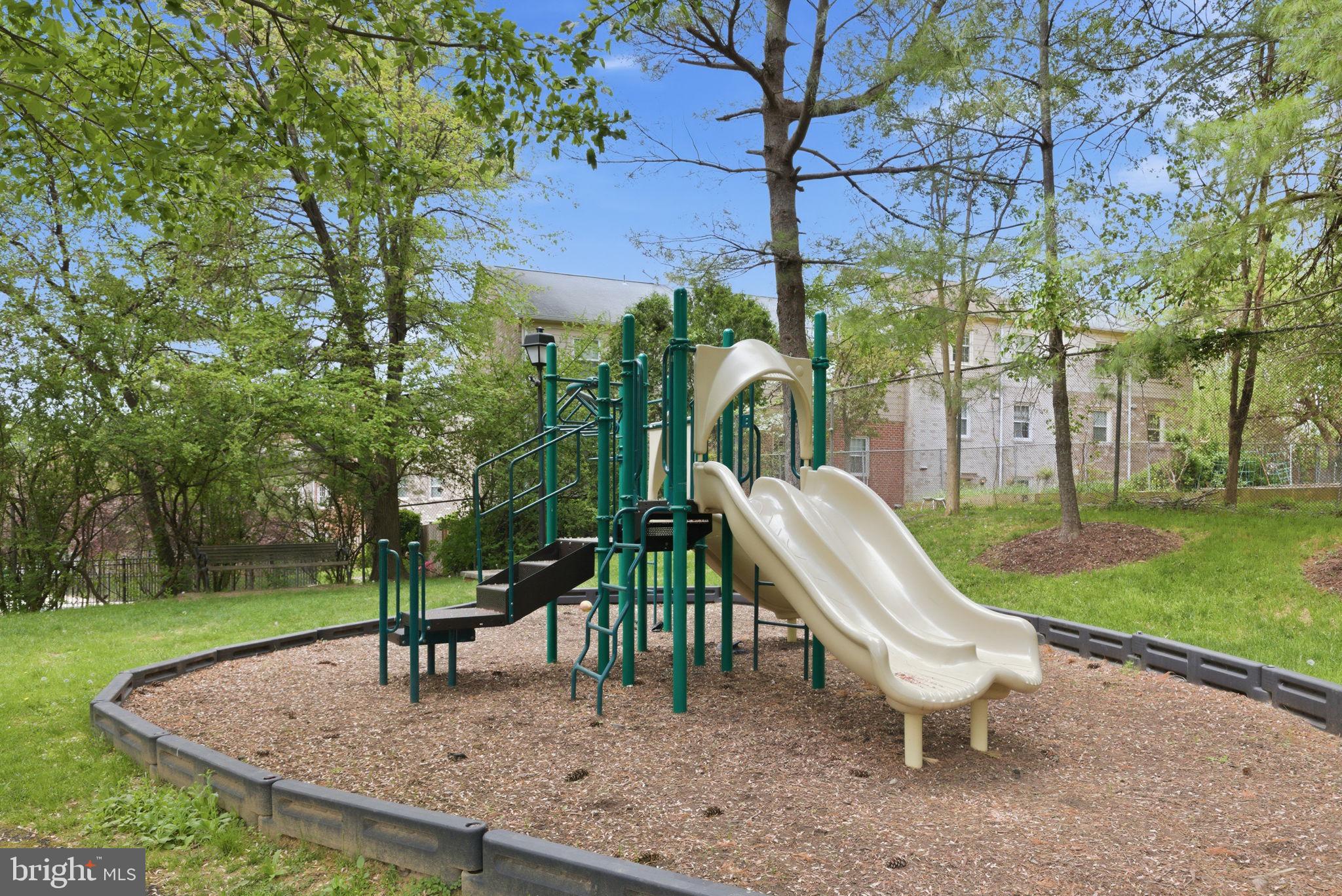 BETHESDA COURT - Residential