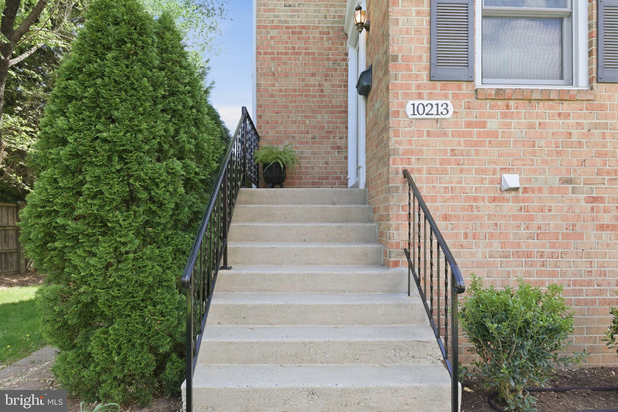 BETHESDA COURT - Residential