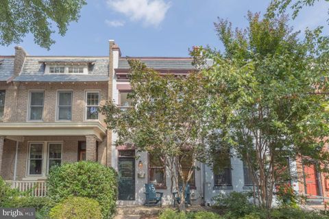 1220 C STREET SE WASHINGTON DC 20003