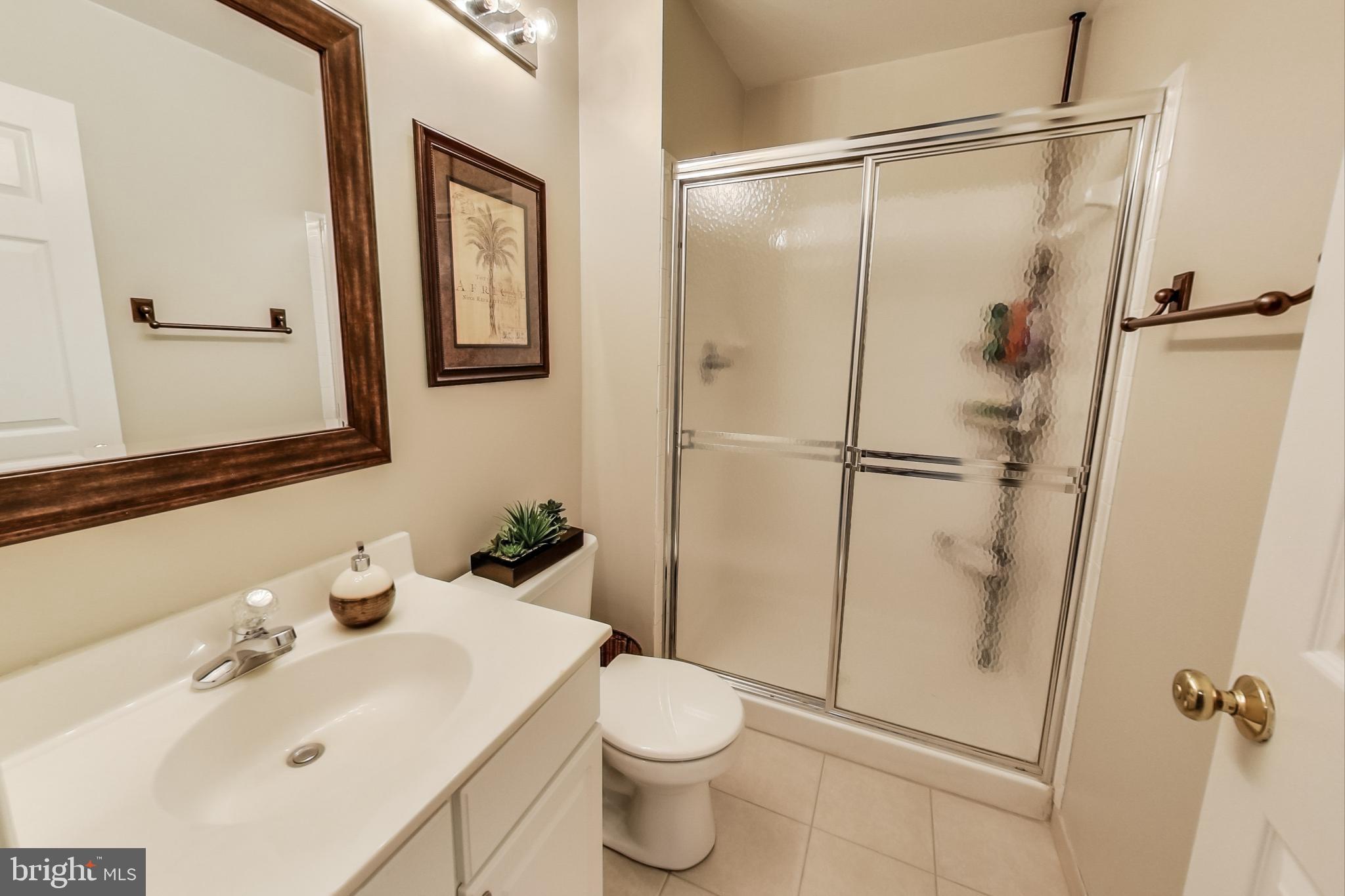 COURTS OF ASHBURN - Residential