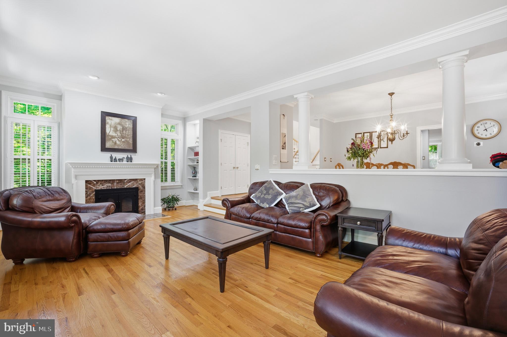 MAYFAIR OF MCLEAN - Residential