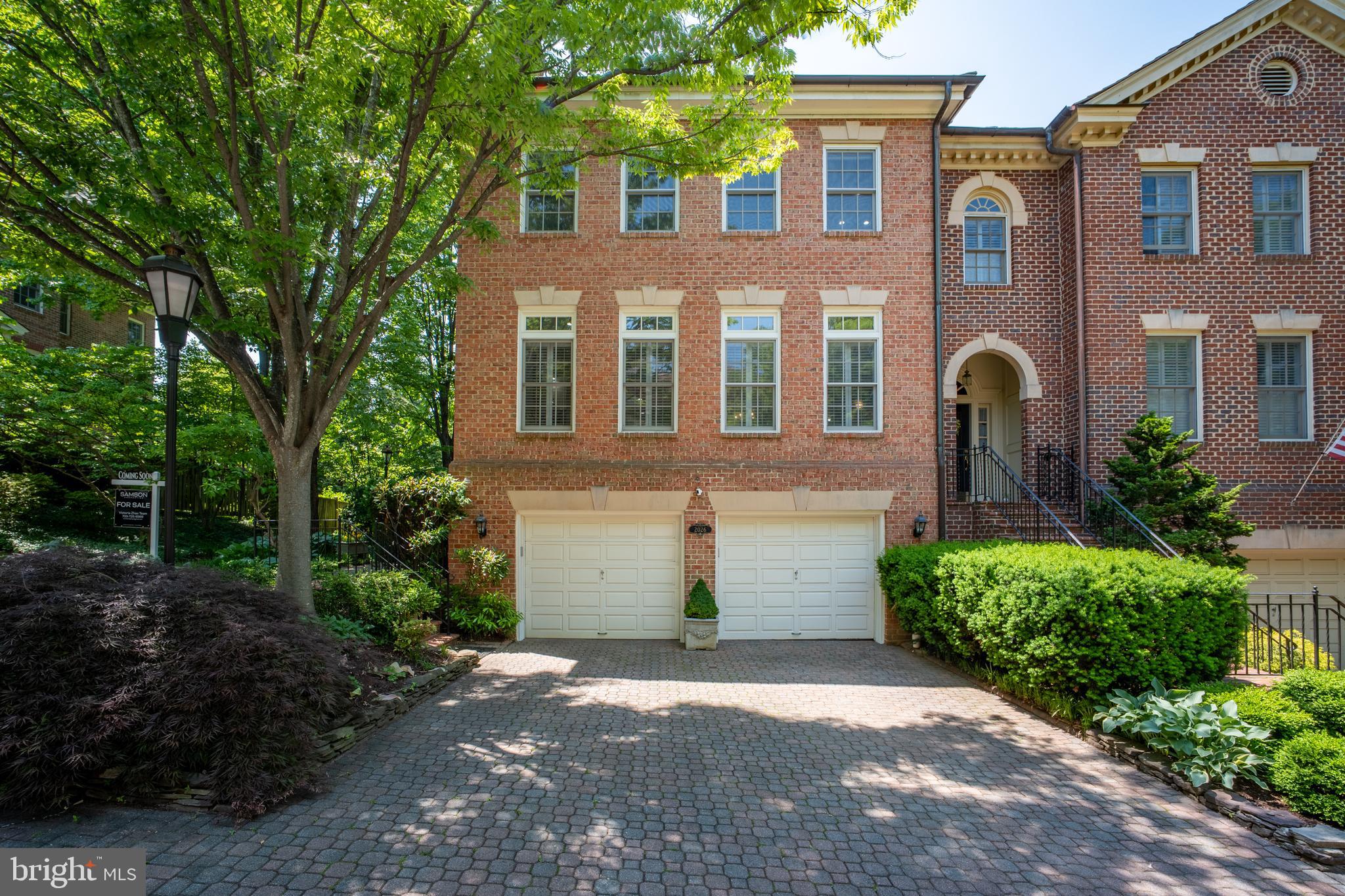 MAYFAIR OF MCLEAN - Residential