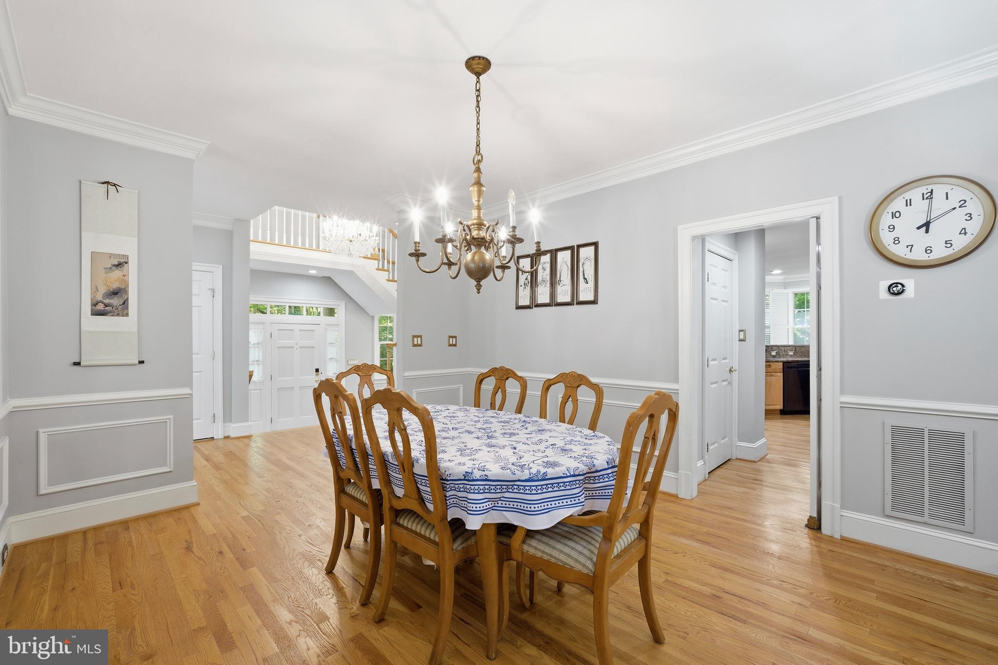 MAYFAIR OF MCLEAN - Residential