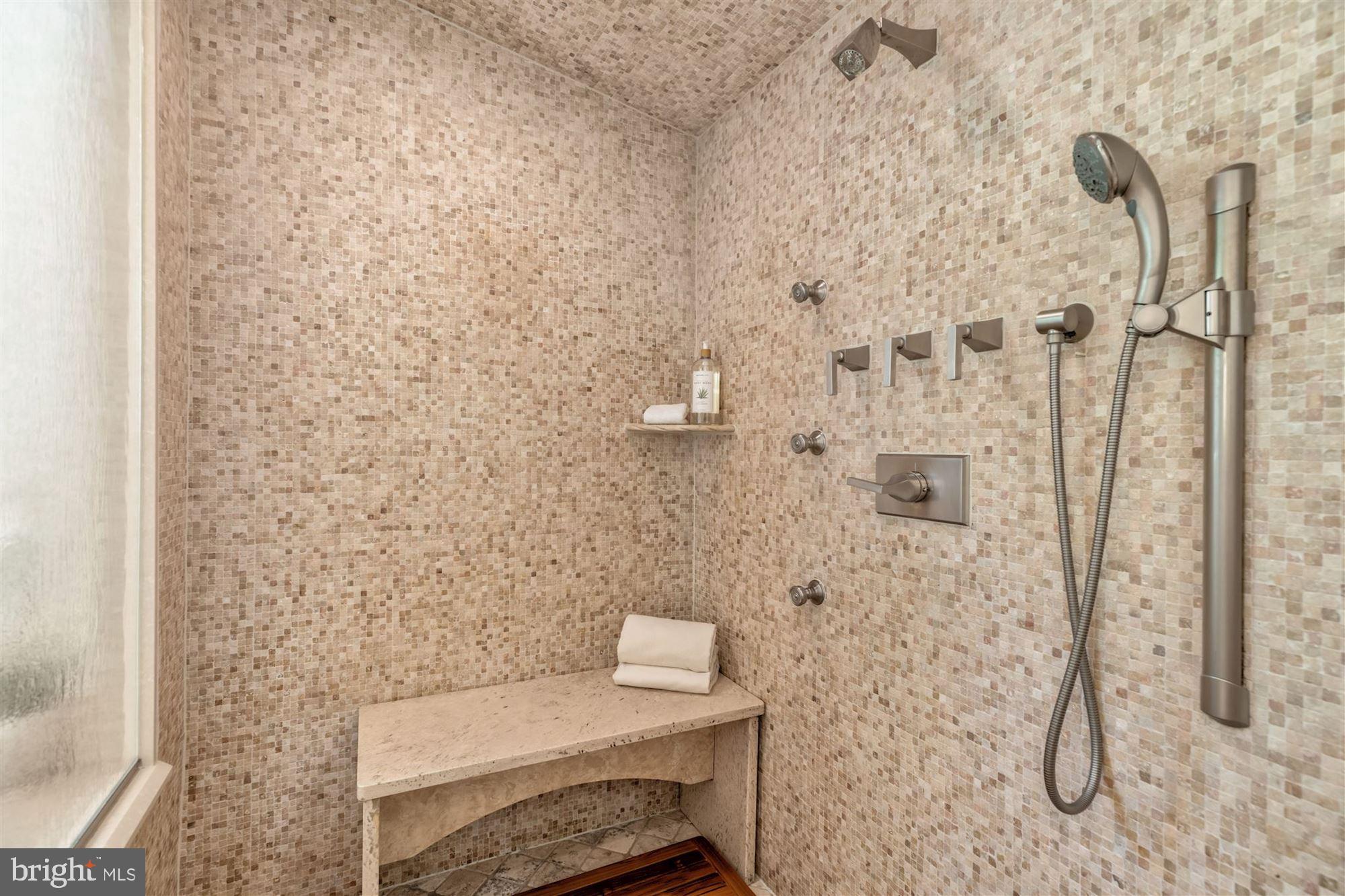 FRANKLIN PARK - Residential