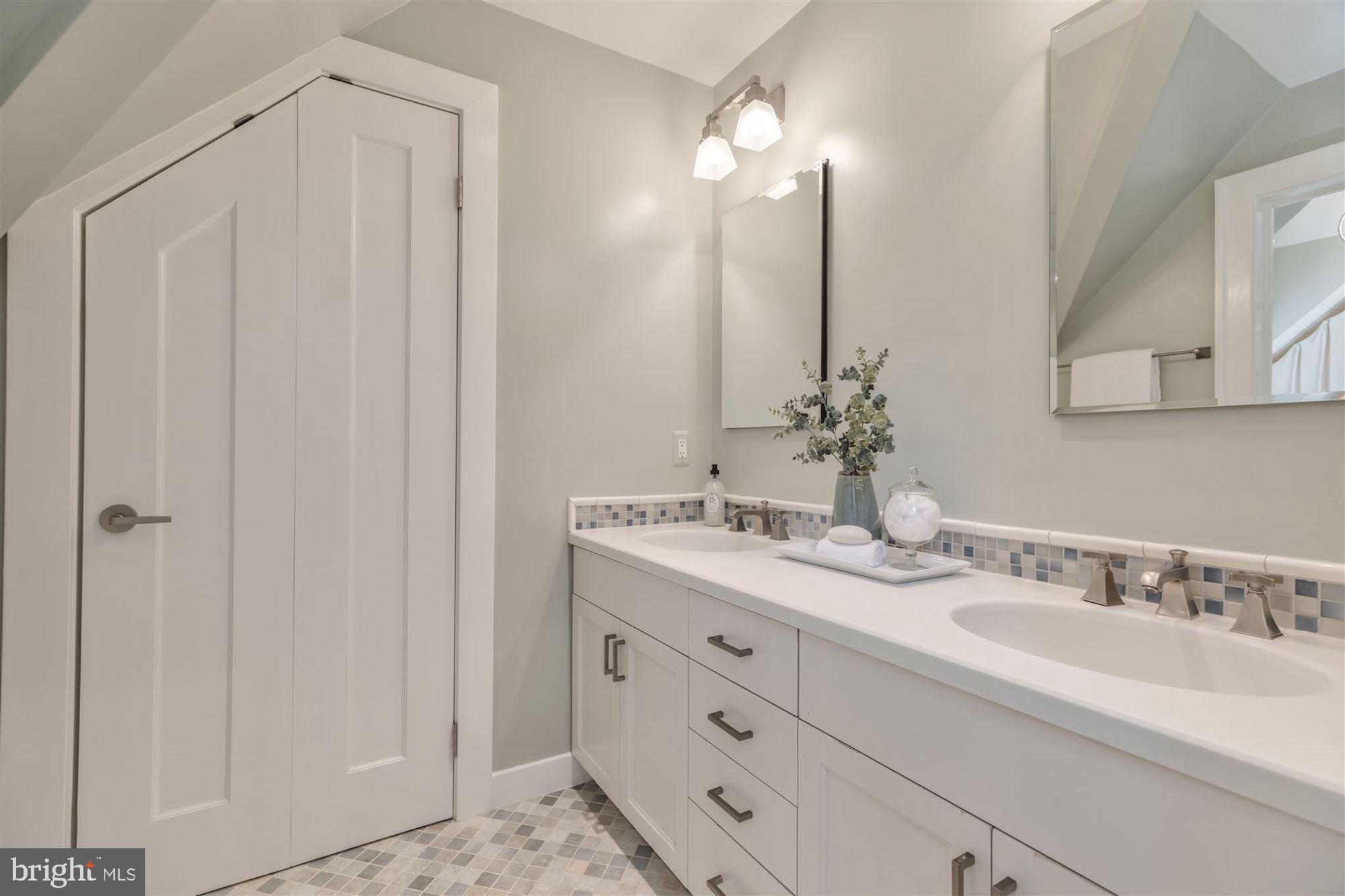 FRANKLIN PARK - Residential