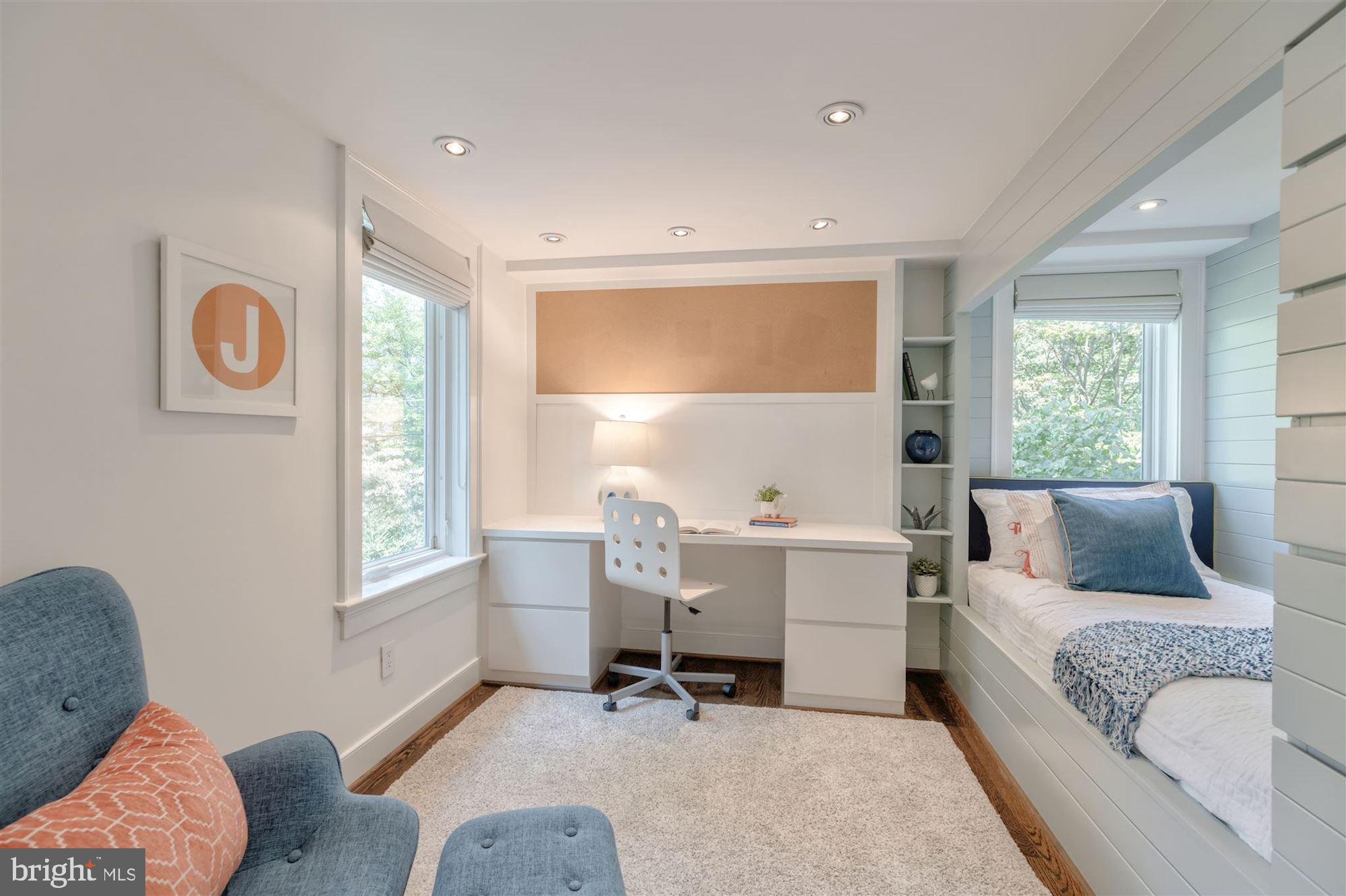 FRANKLIN PARK - Residential