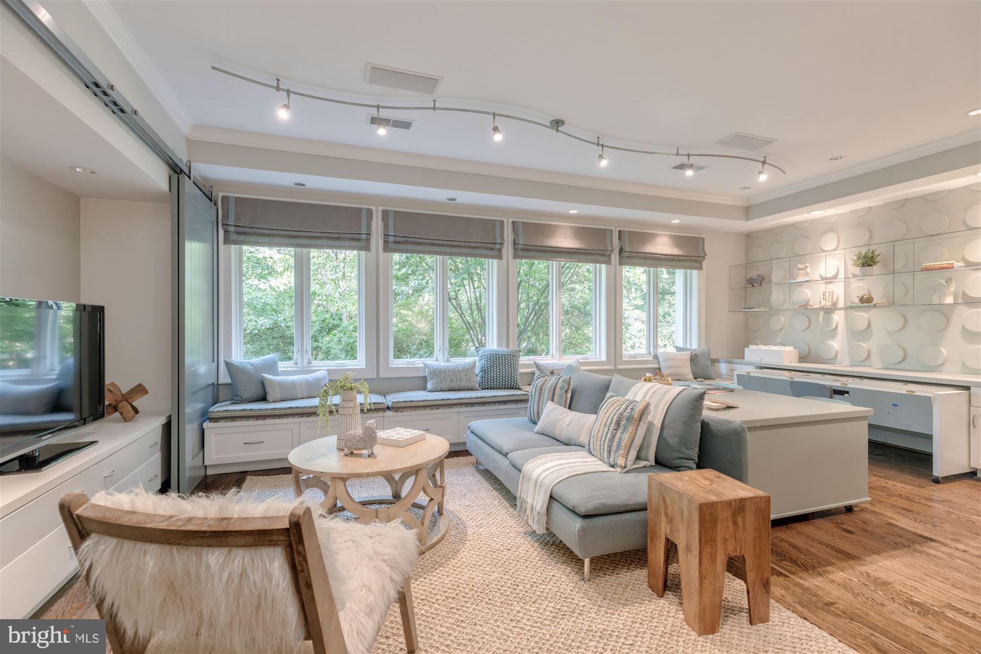 FRANKLIN PARK - Residential