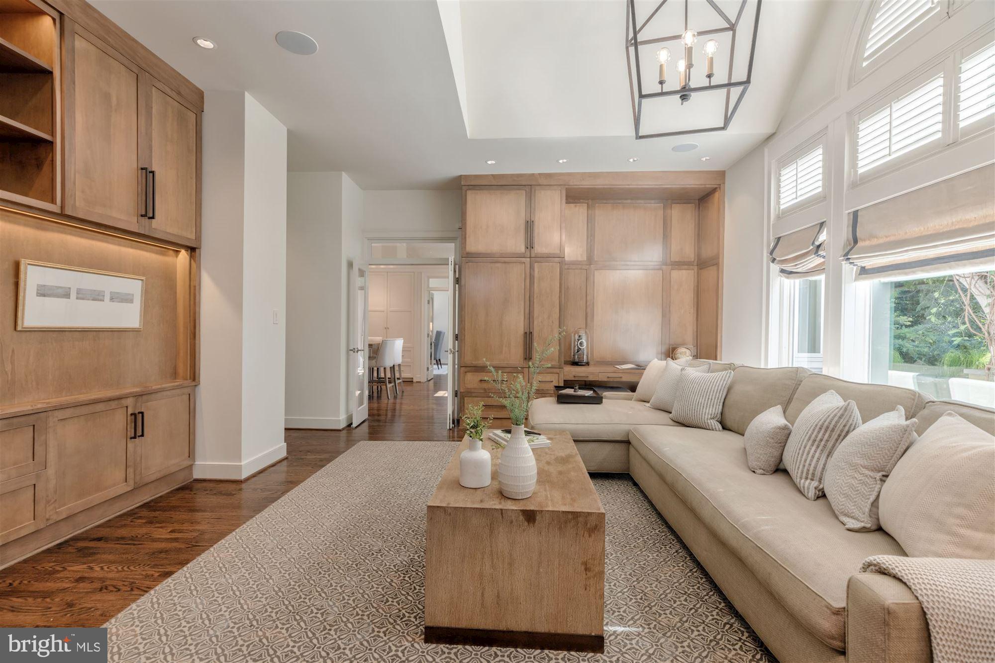 FRANKLIN PARK - Residential