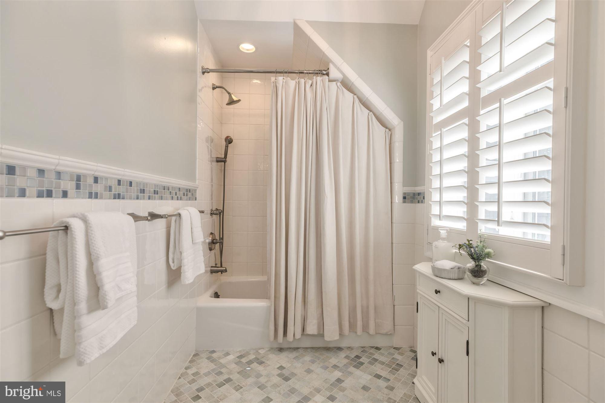 FRANKLIN PARK - Residential