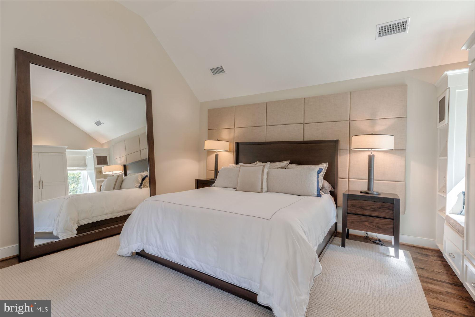 FRANKLIN PARK - Residential